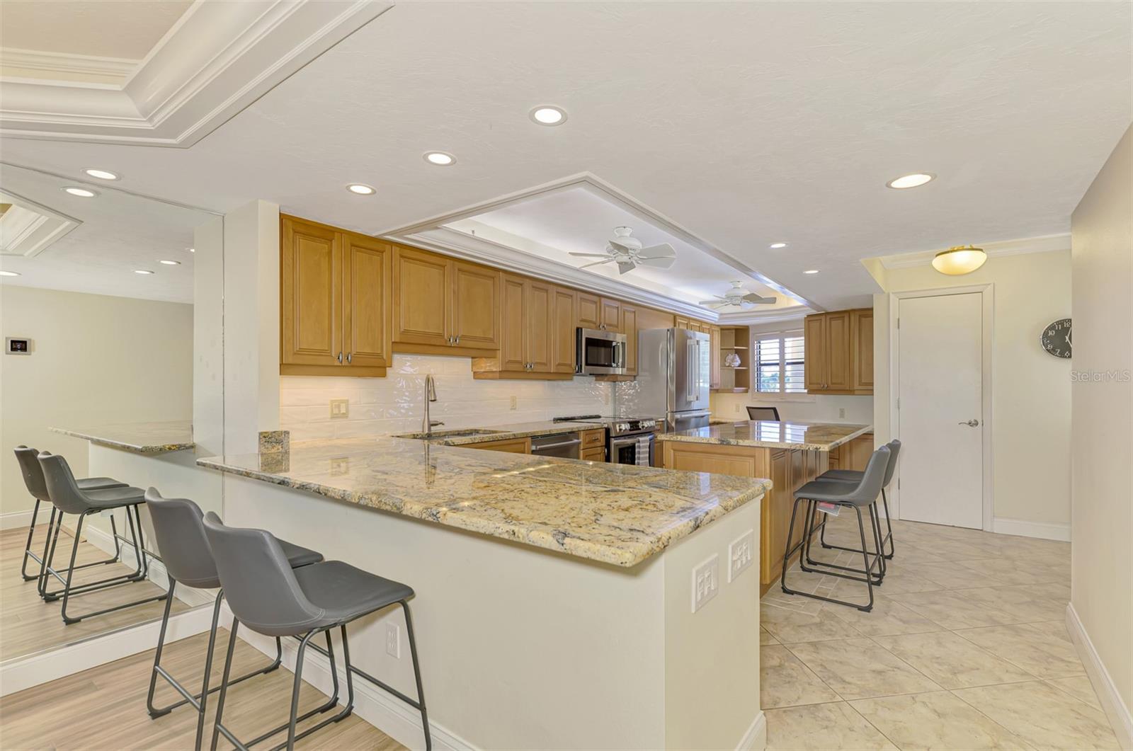 5790 MIDNIGHT PASS RD #209, SARASOTA, FL, 34242