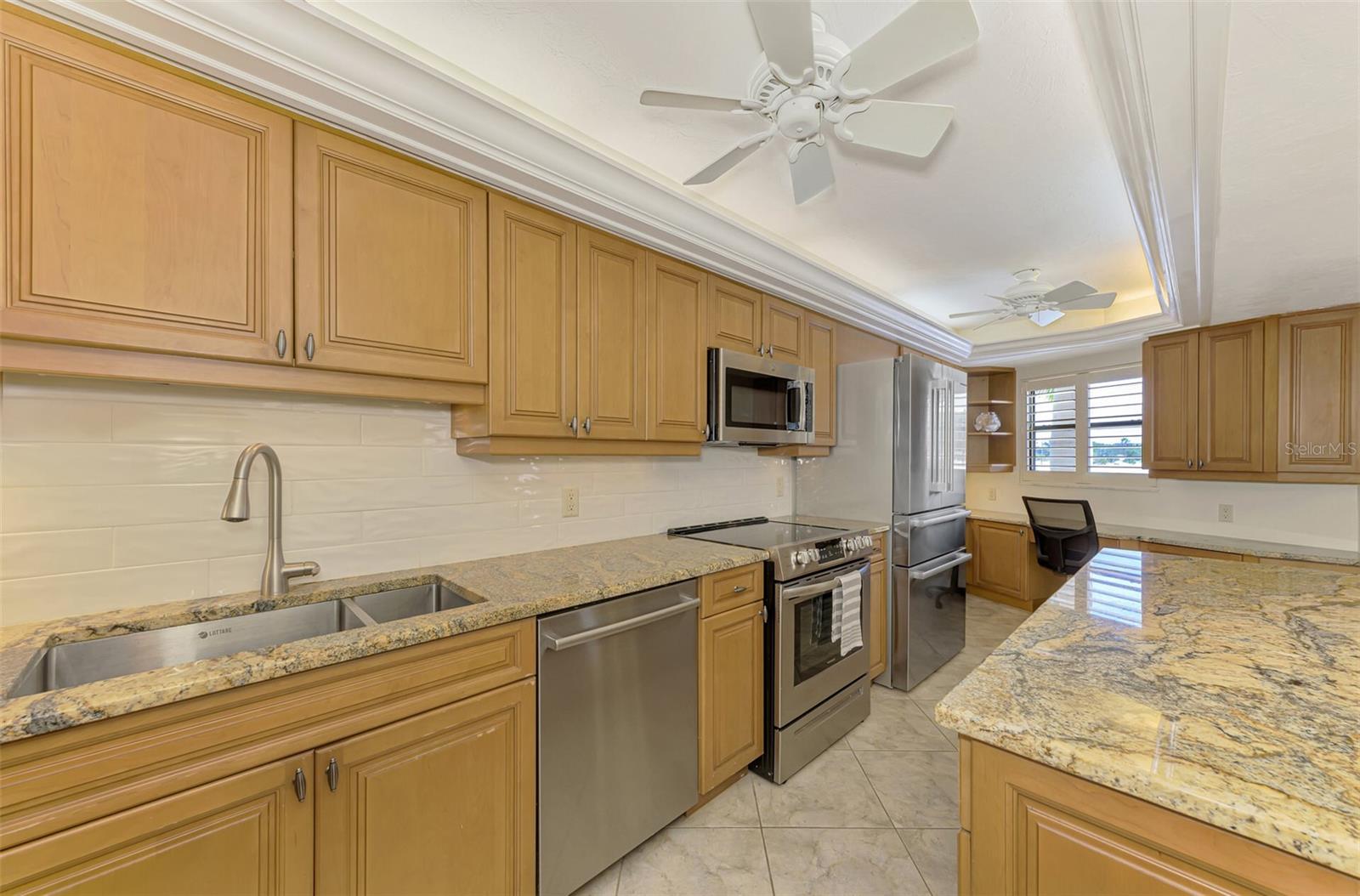 5790 MIDNIGHT PASS RD #209, SARASOTA, FL, 34242