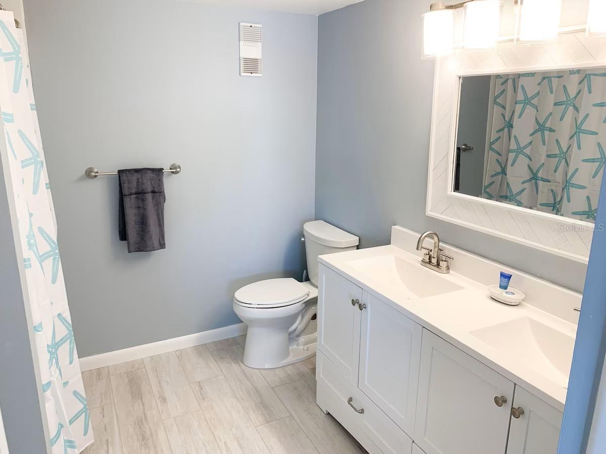 9825 HARRELL AVE #404, TREASURE ISLAND, FL, 33706