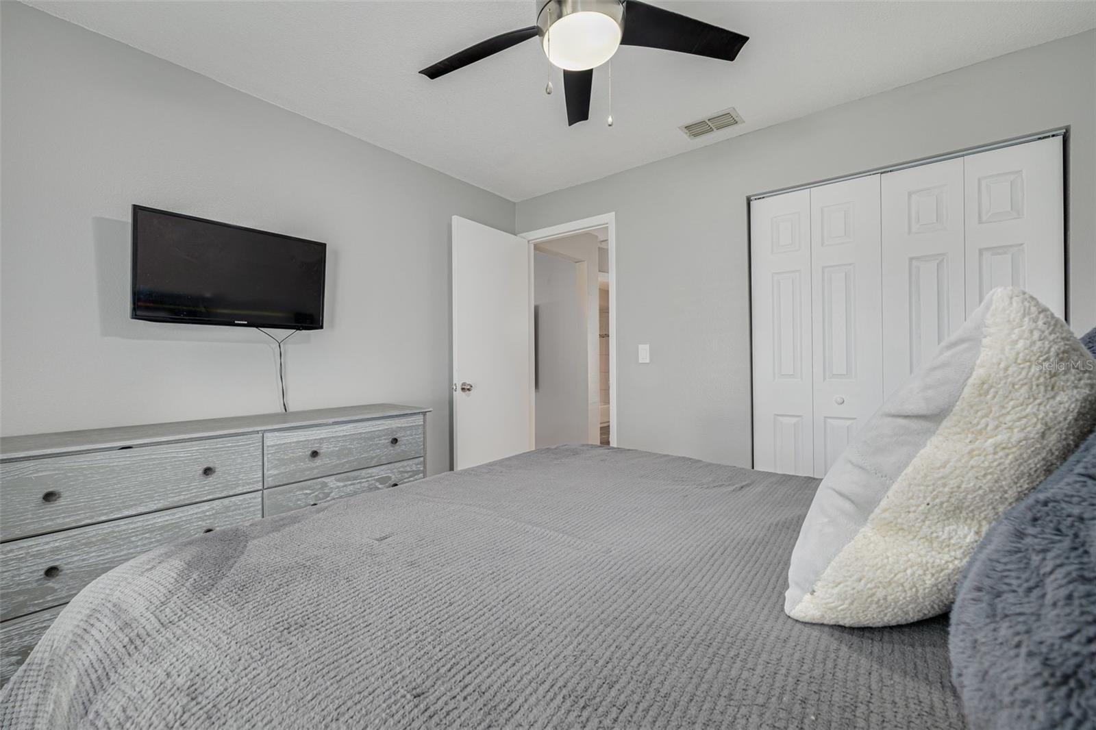 870 16TH LN, PALM HARBOR, FL, 34683