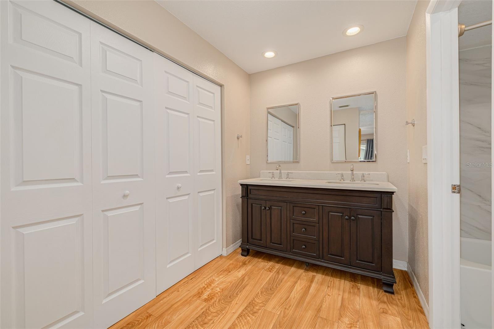 870 16TH LN, PALM HARBOR, FL, 34683