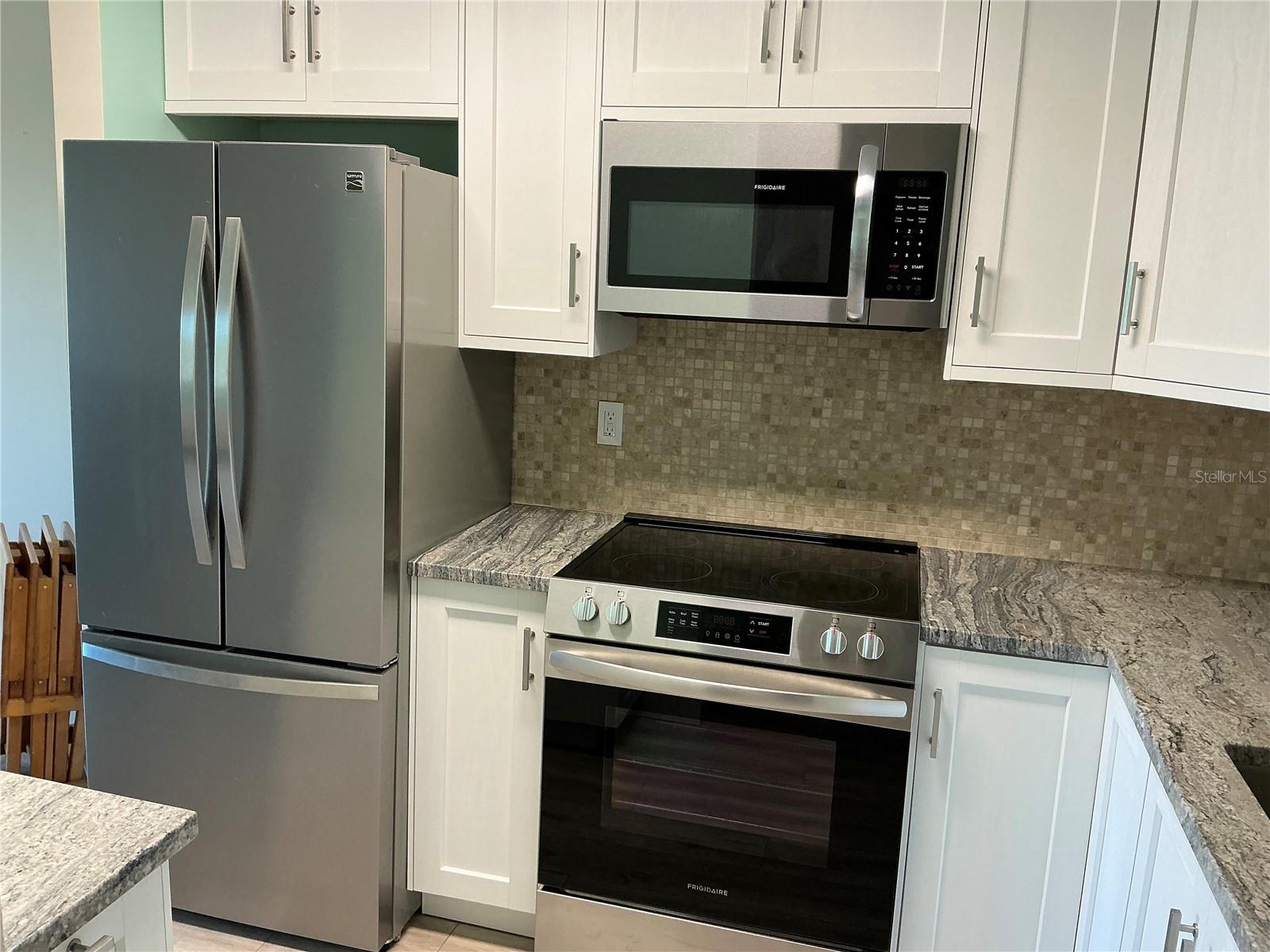 1860 MASSACHUSETTS AVE NE #311, ST PETERSBURG, FL, 33703