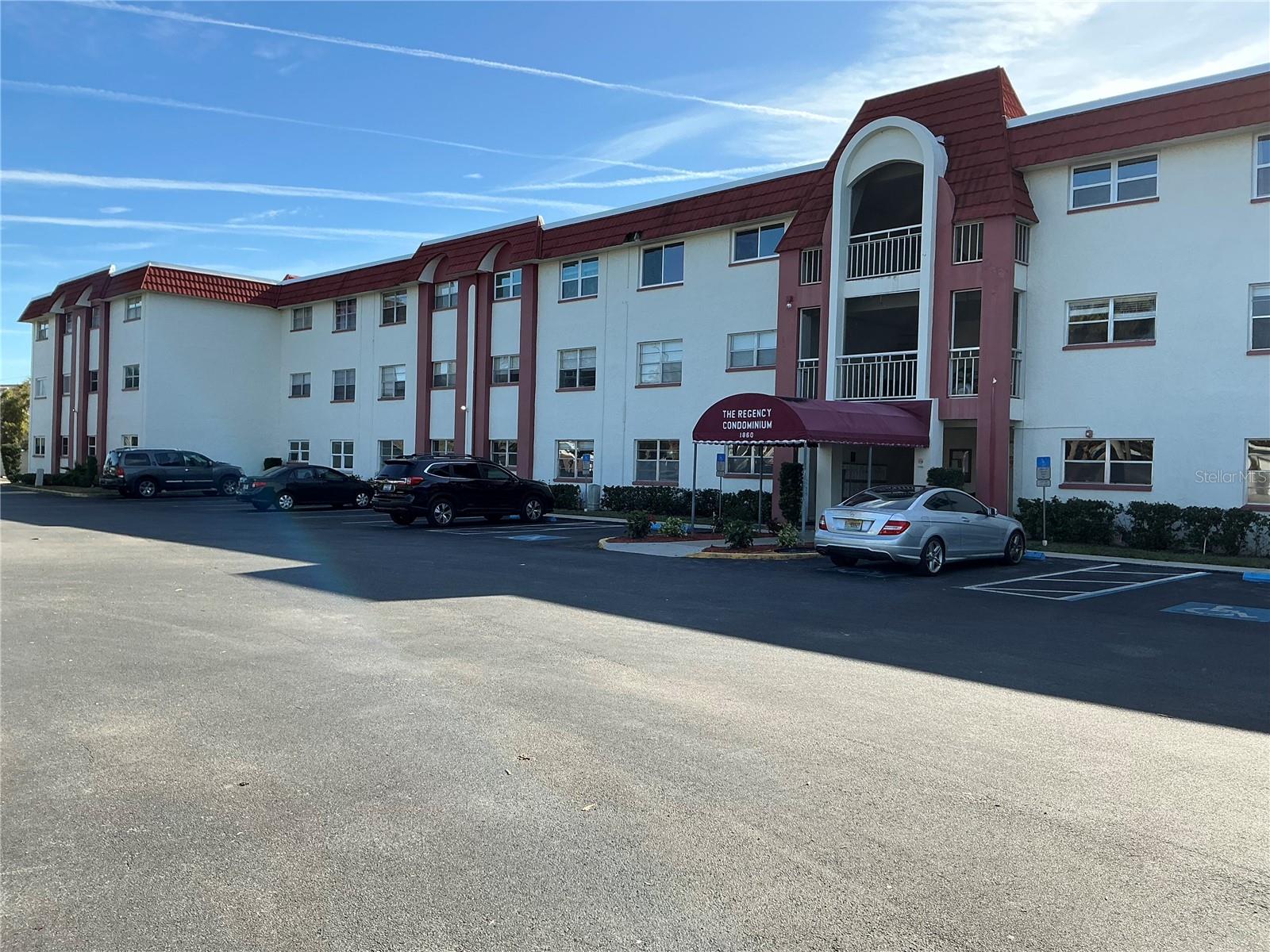1860 MASSACHUSETTS AVE NE #311, ST PETERSBURG, FL, 33703