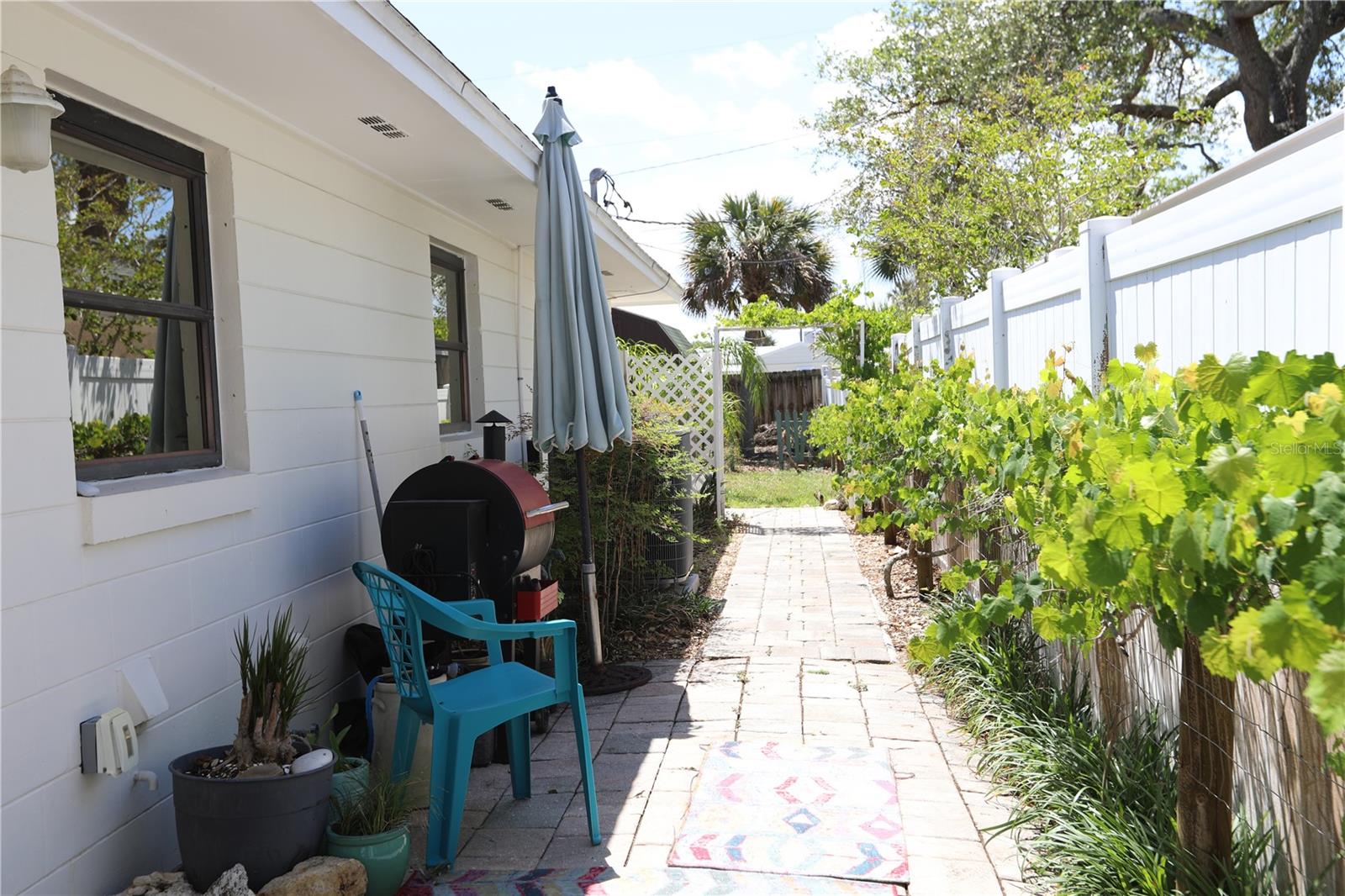 825 E 23RD AVE, NEW SMYRNA BEACH, FL, 32169