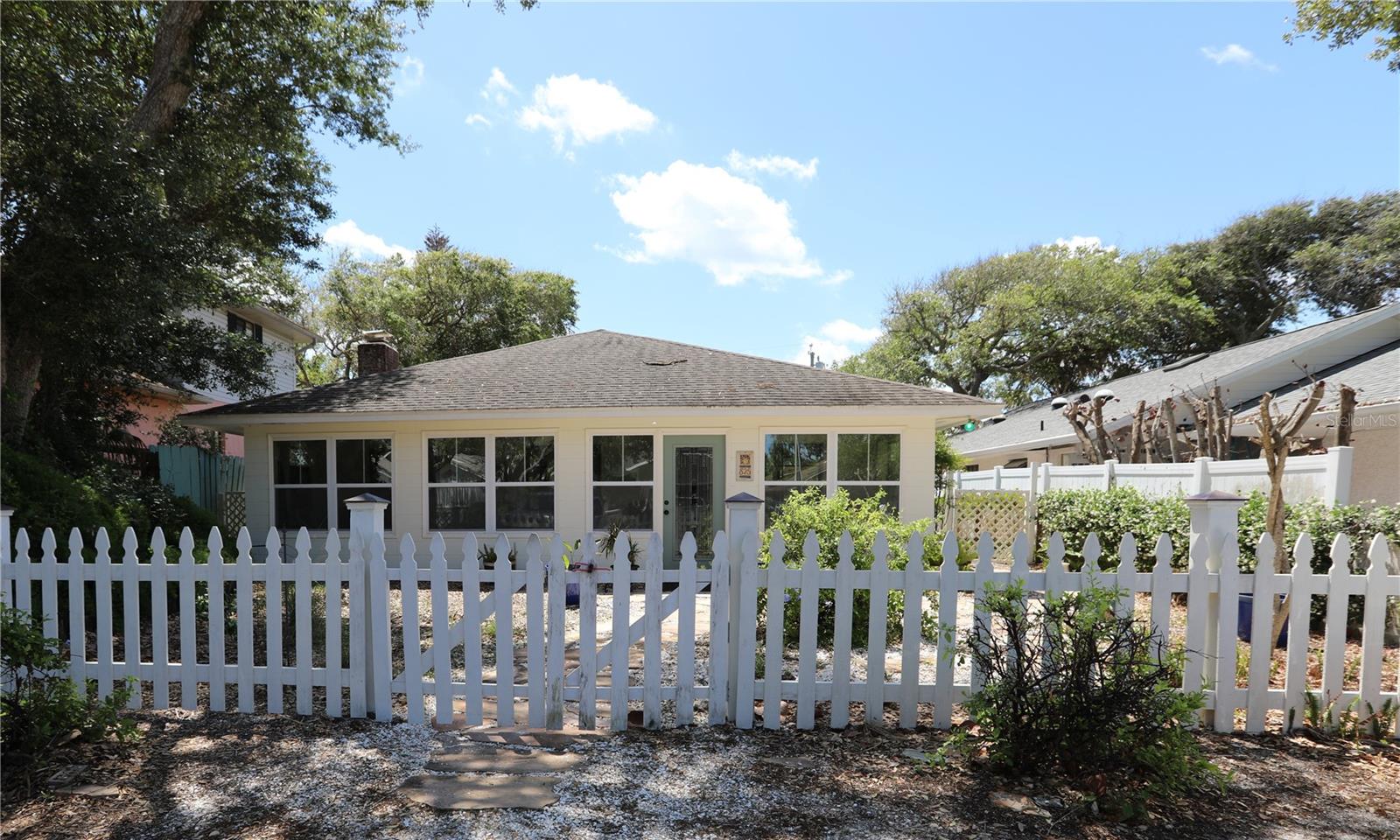 825 E 23RD AVE, NEW SMYRNA BEACH, FL, 32169