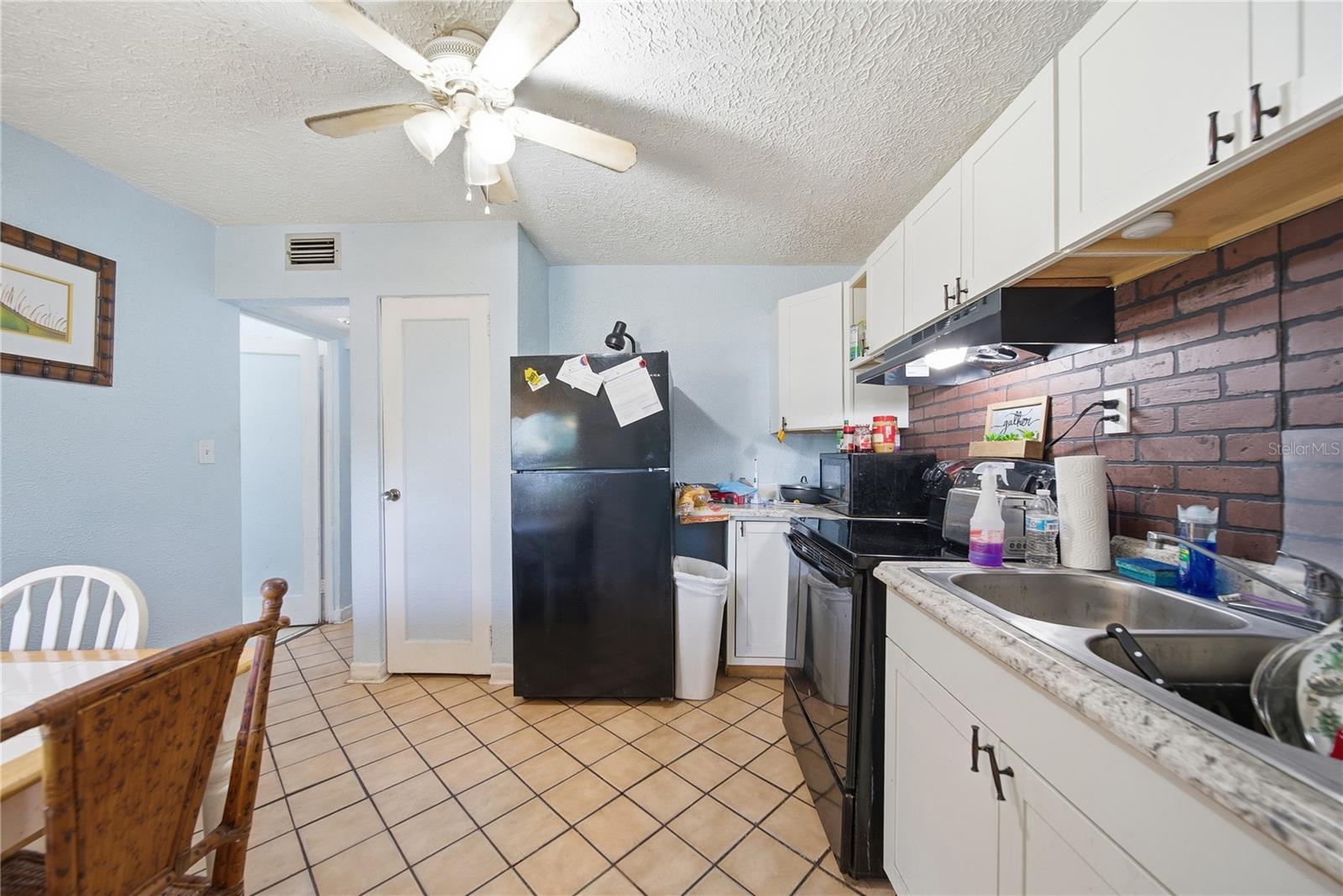 831 GRAND CENTRAL ST, CLEARWATER, FL, 33756