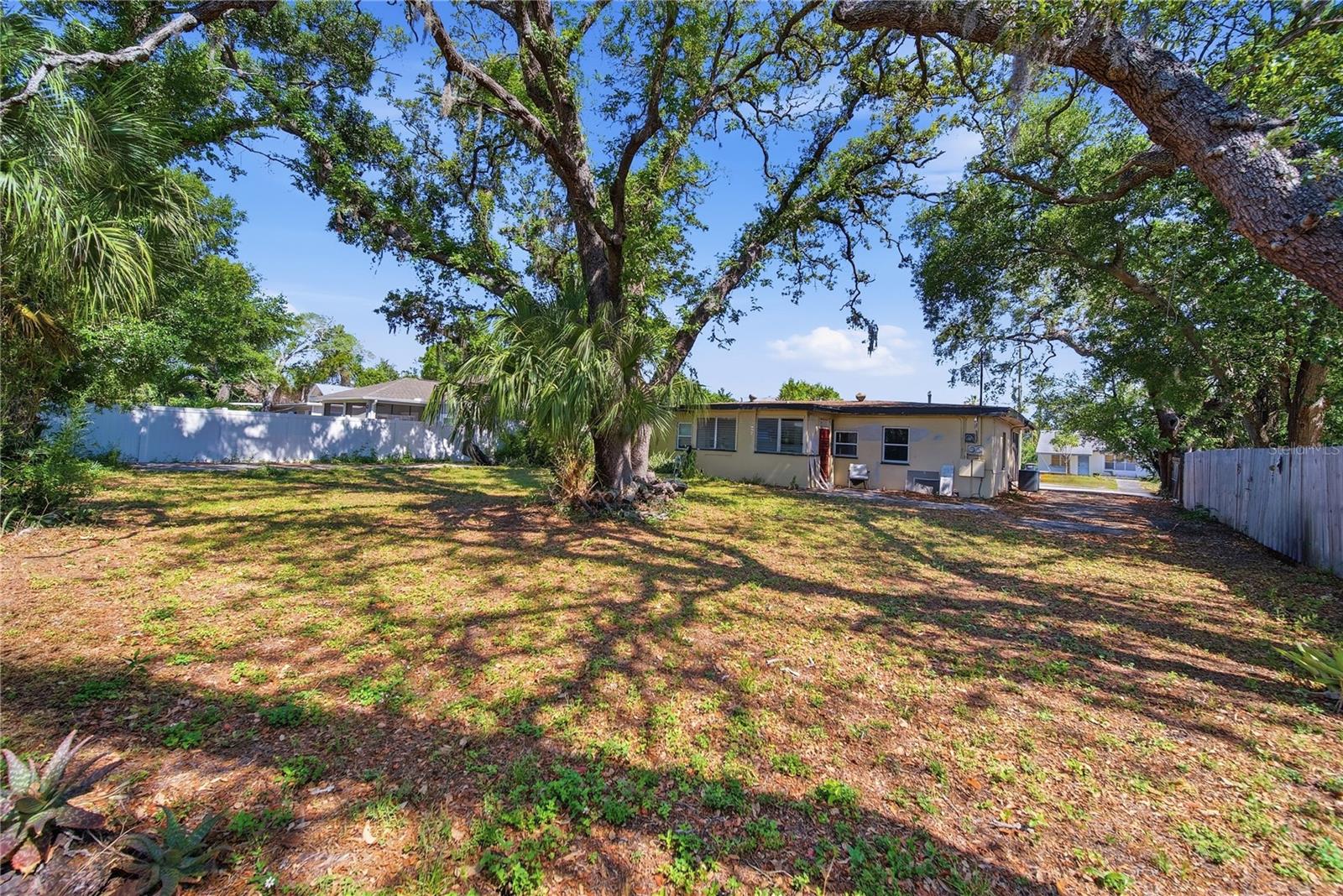 831 GRAND CENTRAL ST, CLEARWATER, FL, 33756