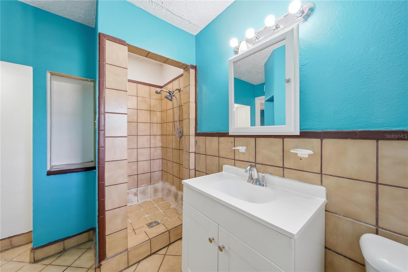 831 GRAND CENTRAL ST, CLEARWATER, FL, 33756