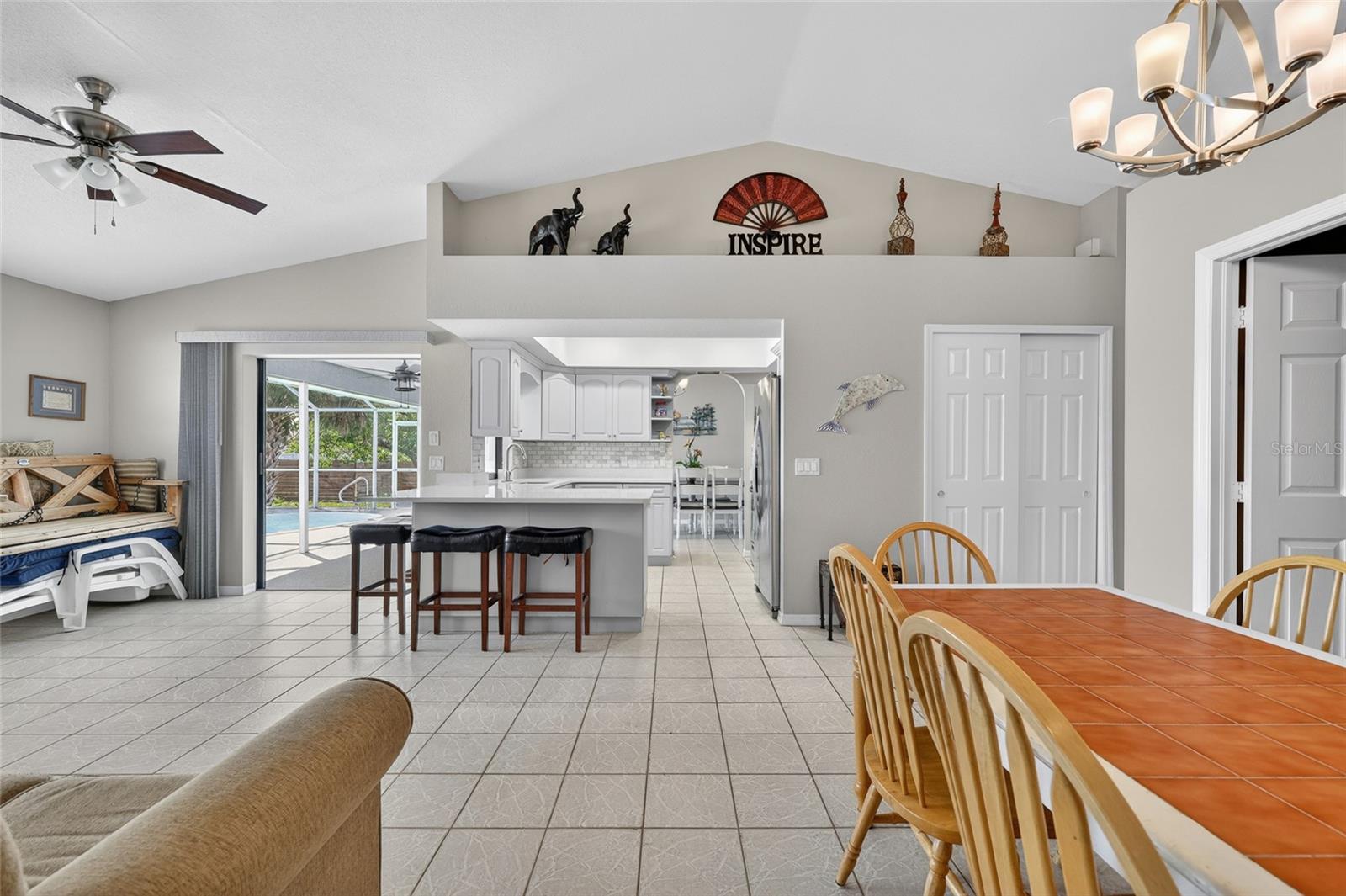 881 RIVIERA LN NW, PORT CHARLOTTE, FL, 33948
