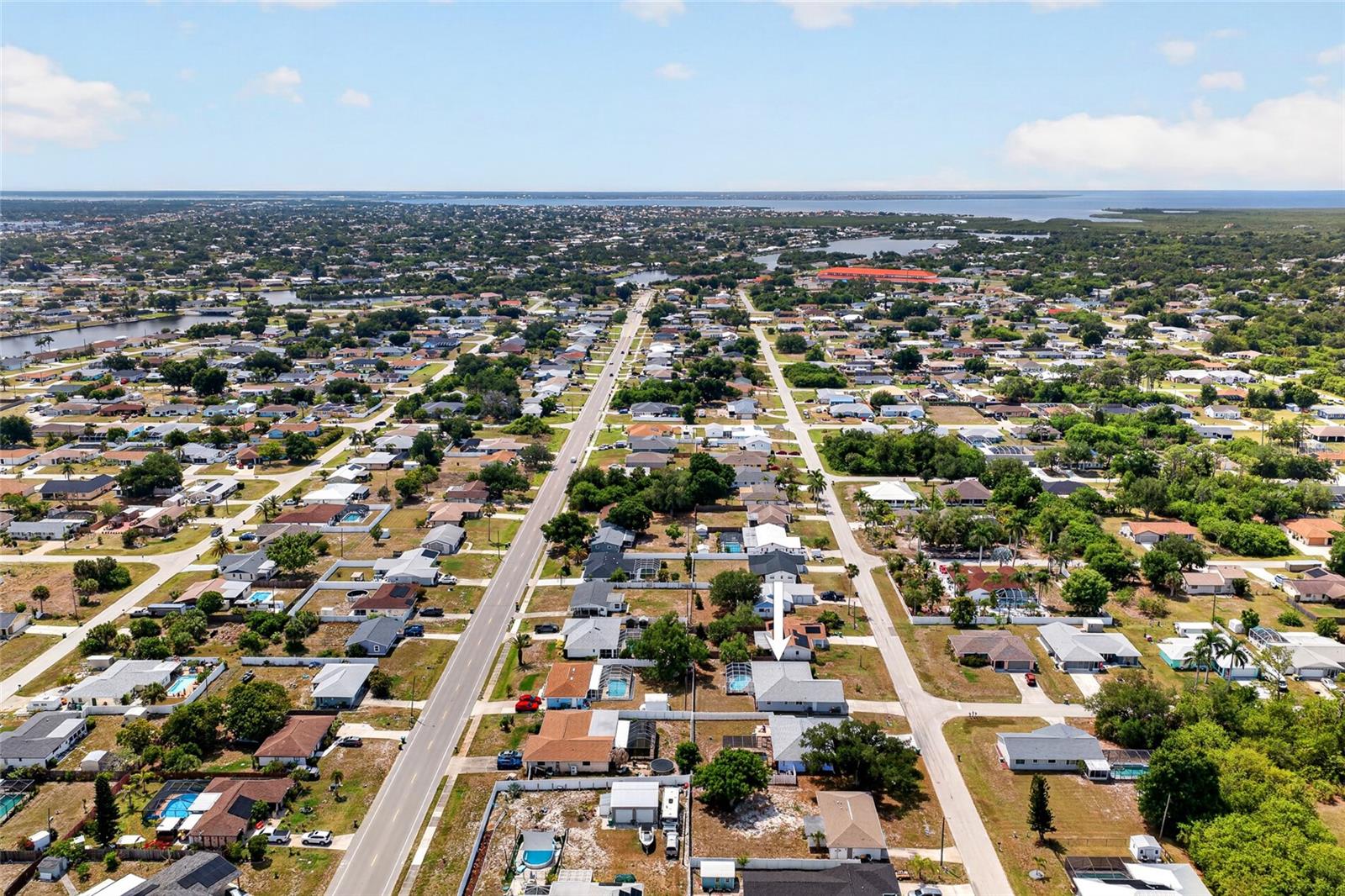 881 RIVIERA LN NW, PORT CHARLOTTE, FL, 33948