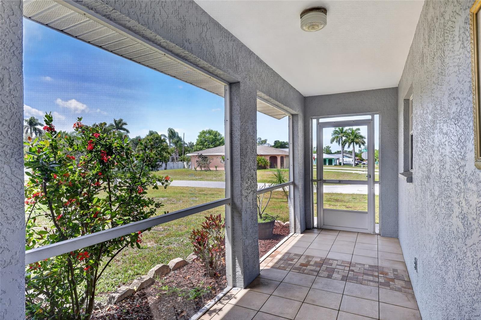 881 RIVIERA LN NW, PORT CHARLOTTE, FL, 33948