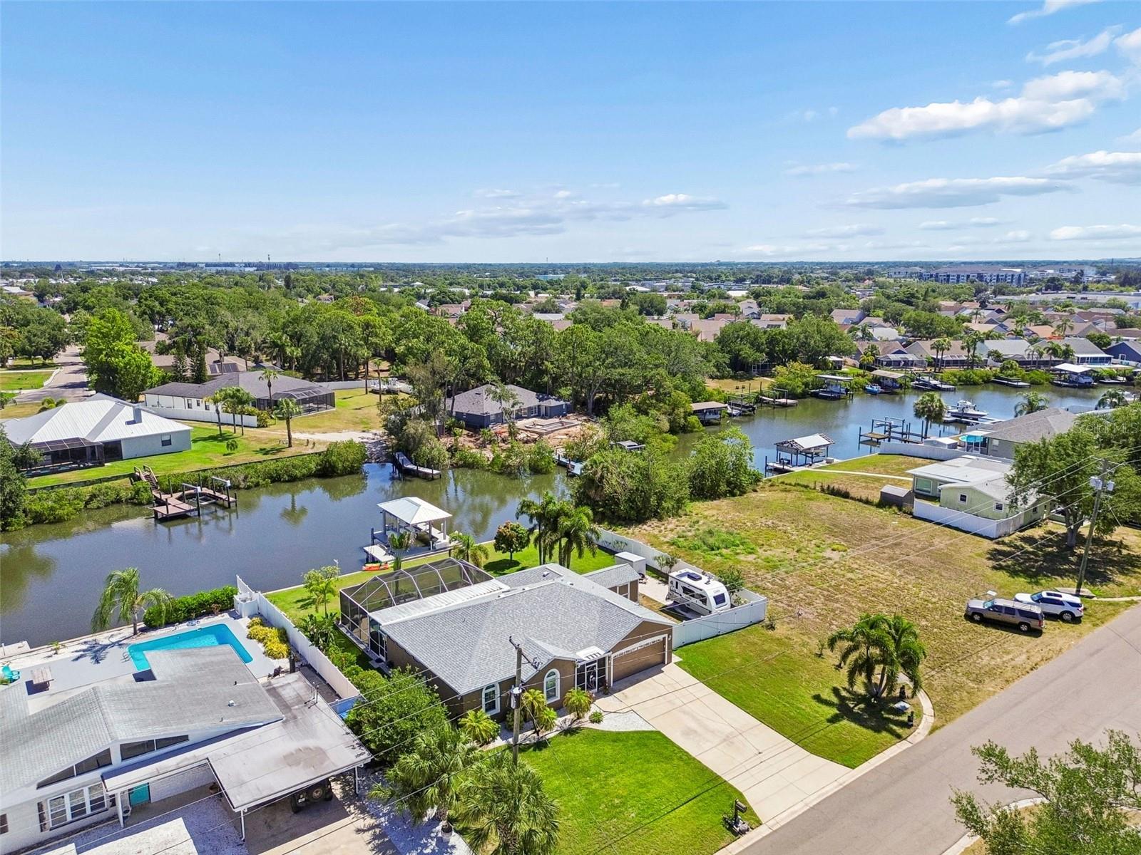 403 FLAMINGO DR, APOLLO BEACH, FL, 33572