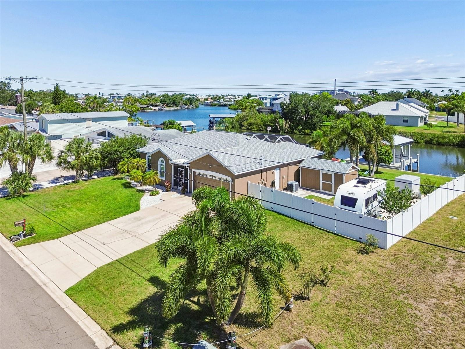 403 FLAMINGO DR, APOLLO BEACH, FL, 33572