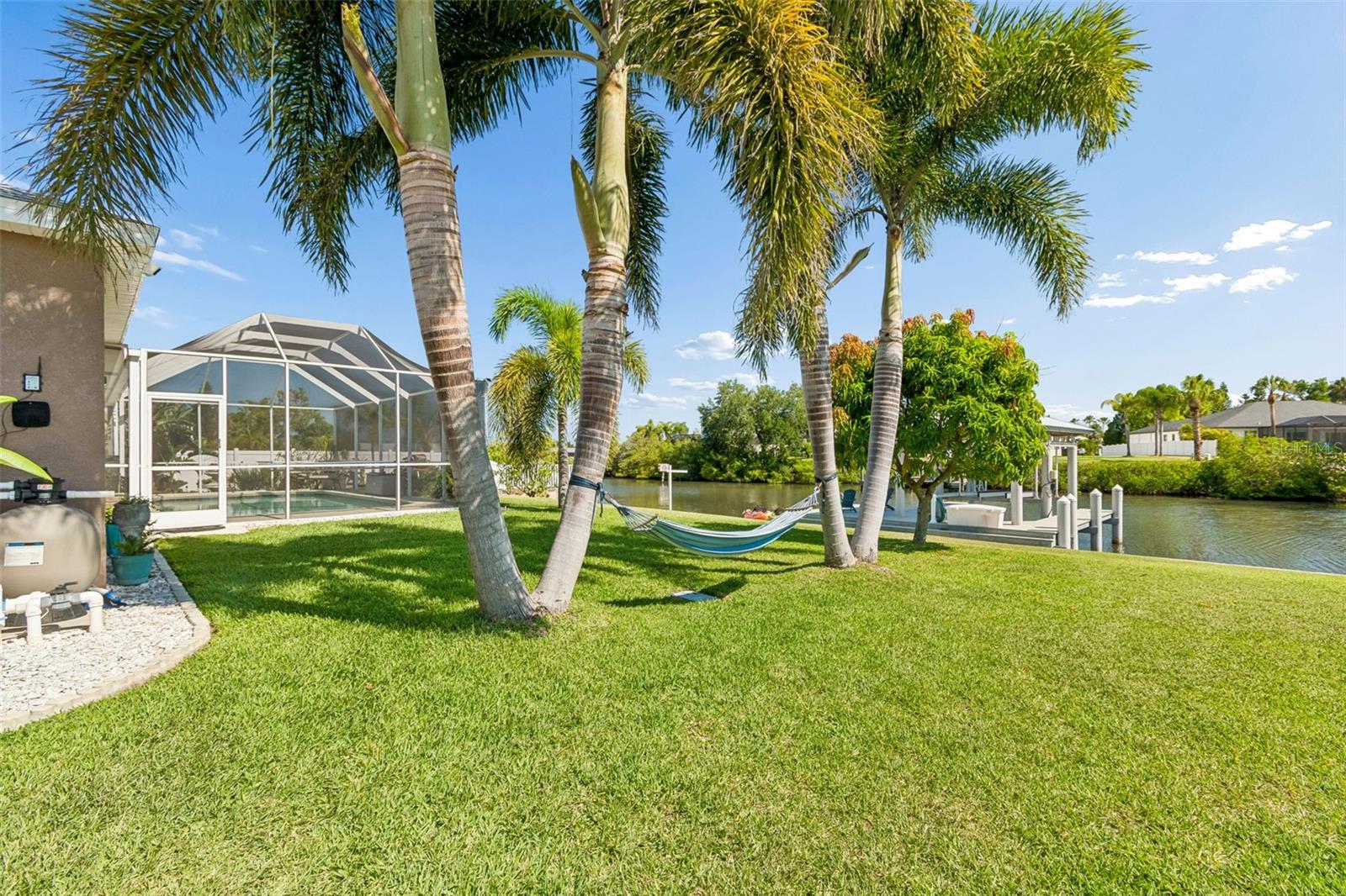 403 FLAMINGO DR, APOLLO BEACH, FL, 33572