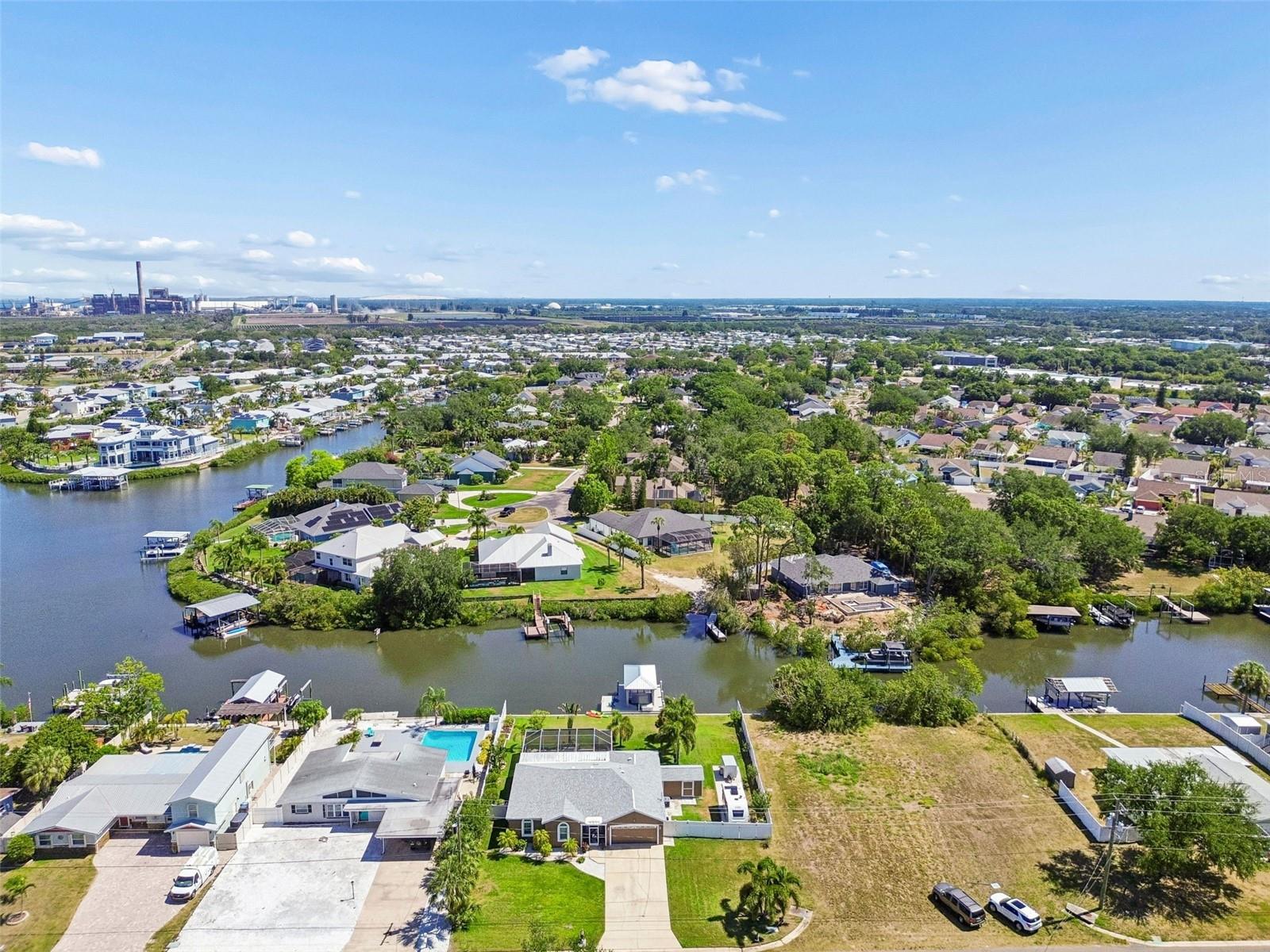 403 FLAMINGO DR, APOLLO BEACH, FL, 33572