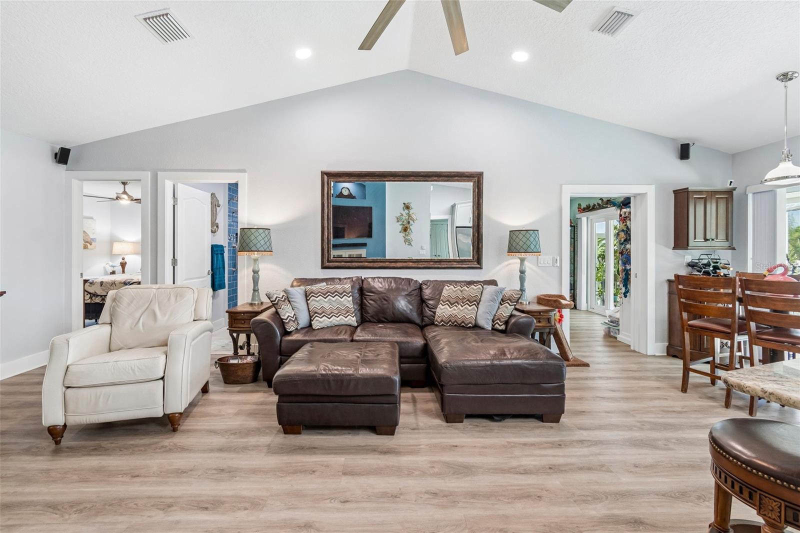 403 FLAMINGO DR, APOLLO BEACH, FL, 33572