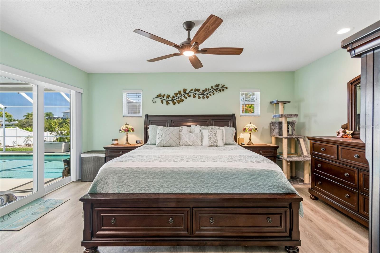 403 FLAMINGO DR, APOLLO BEACH, FL, 33572