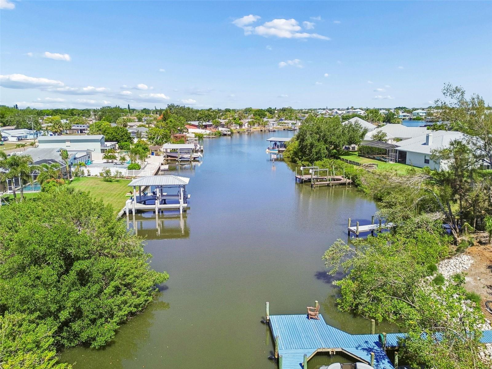 403 FLAMINGO DR, APOLLO BEACH, FL, 33572