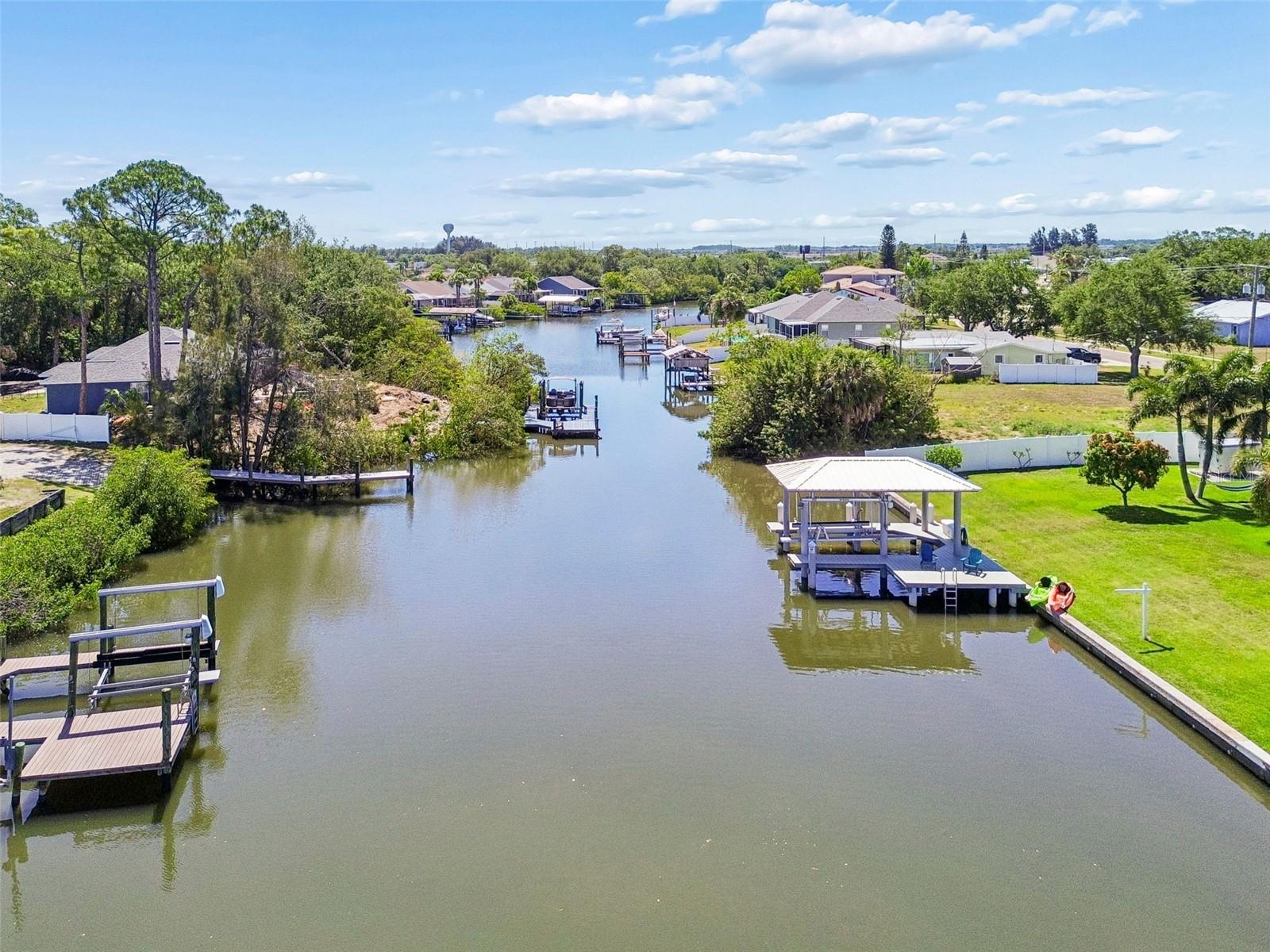 403 FLAMINGO DR, APOLLO BEACH, FL, 33572
