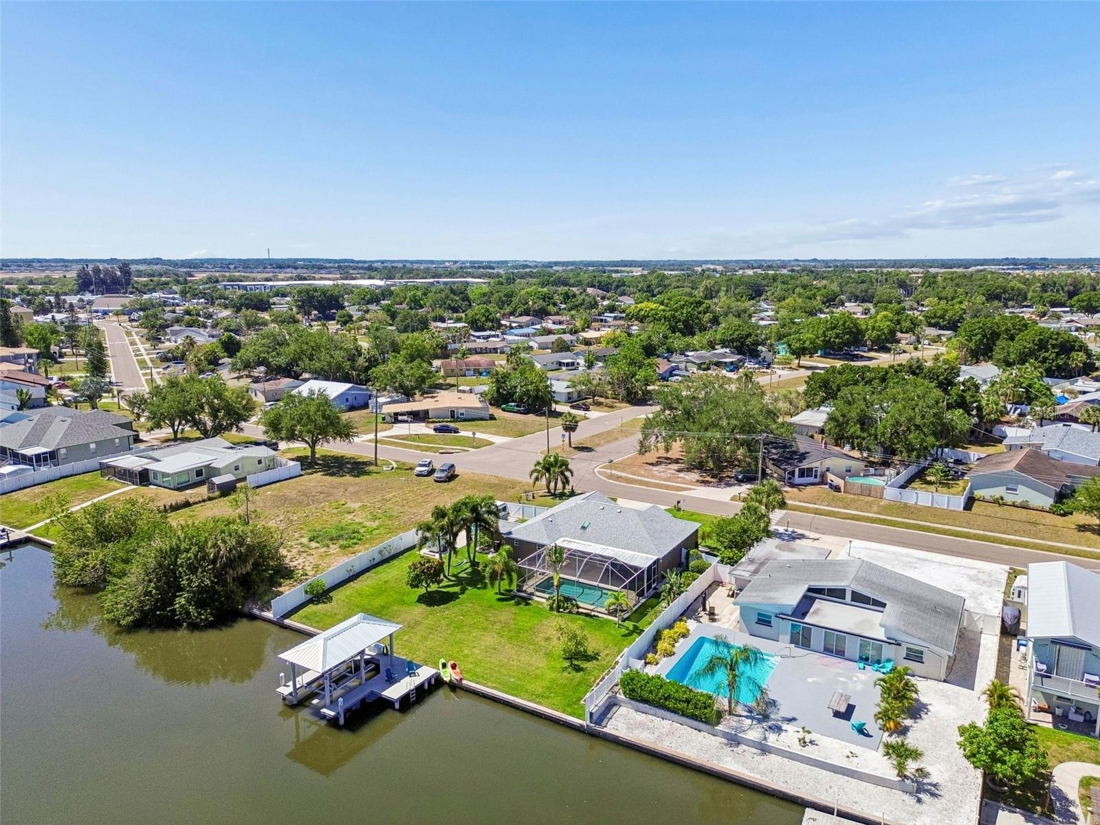 403 FLAMINGO DR, APOLLO BEACH, FL, 33572