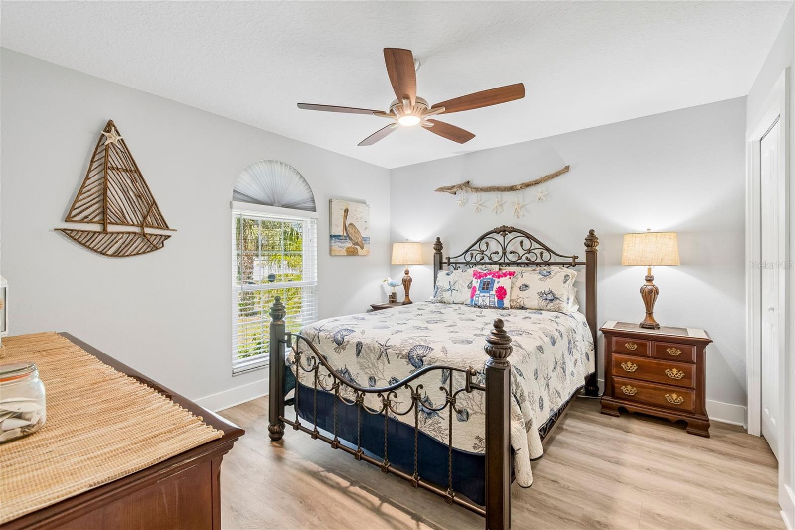 403 FLAMINGO DR, APOLLO BEACH, FL, 33572
