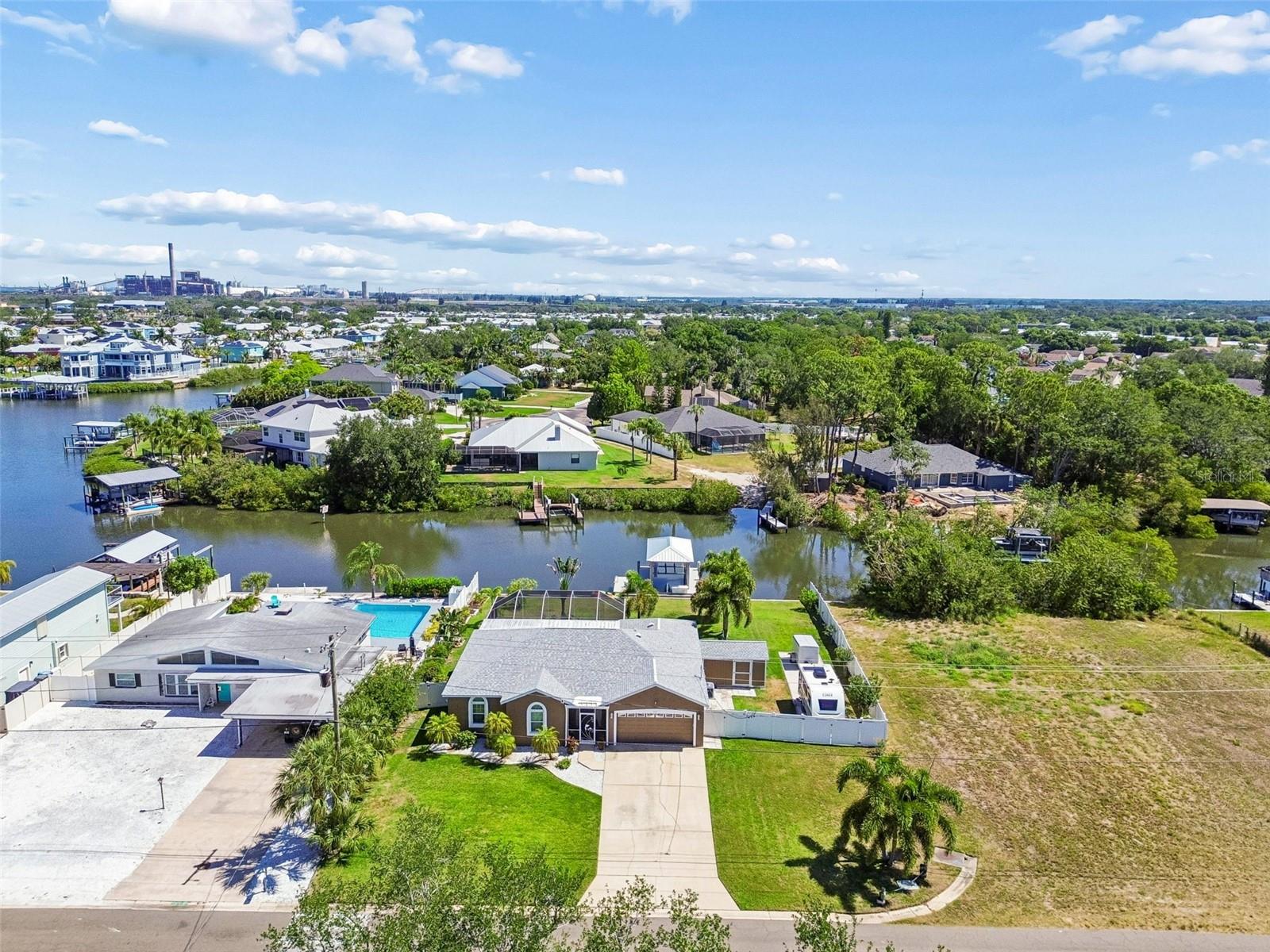 403 FLAMINGO DR, APOLLO BEACH, FL, 33572