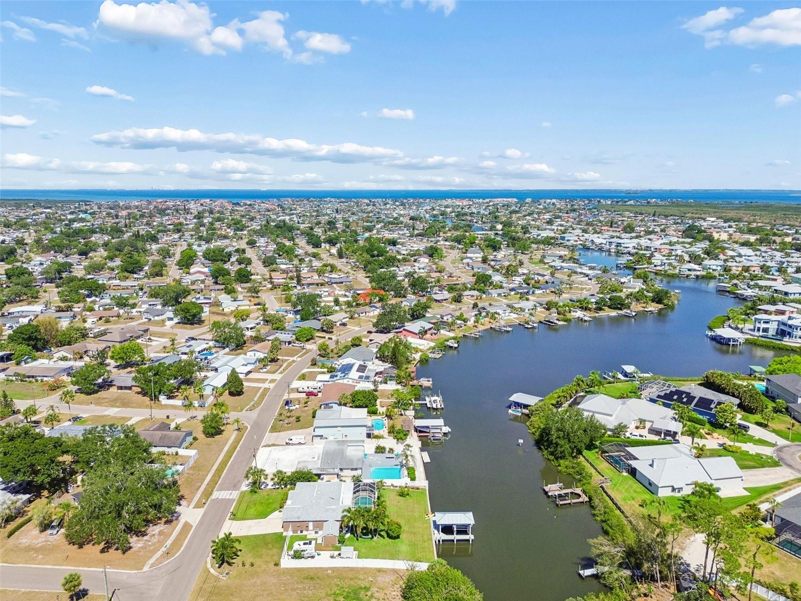 403 FLAMINGO DR, APOLLO BEACH, FL, 33572