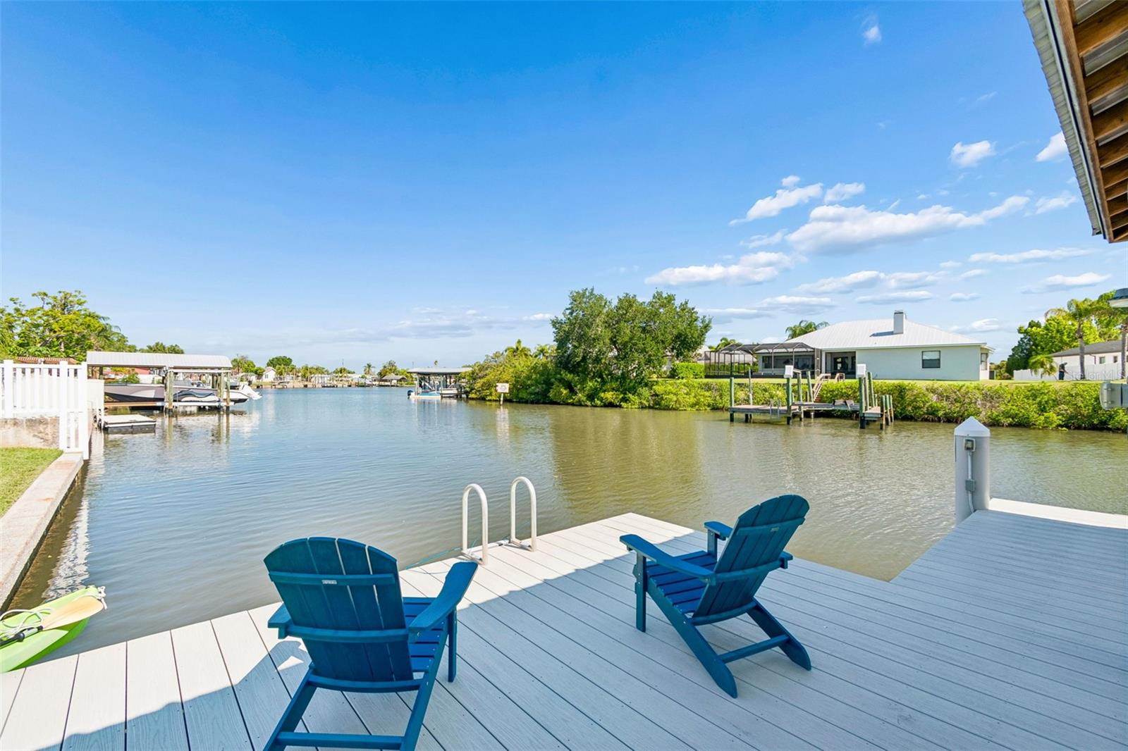 403 FLAMINGO DR, APOLLO BEACH, FL, 33572