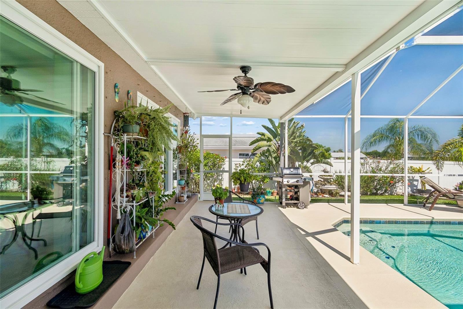 403 FLAMINGO DR, APOLLO BEACH, FL, 33572