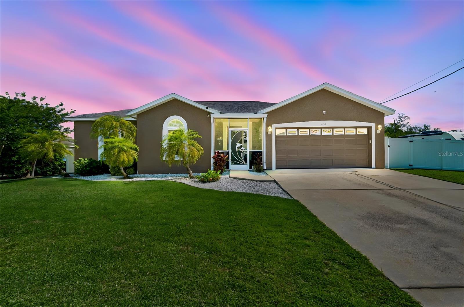 403 FLAMINGO DR, APOLLO BEACH, FL, 33572