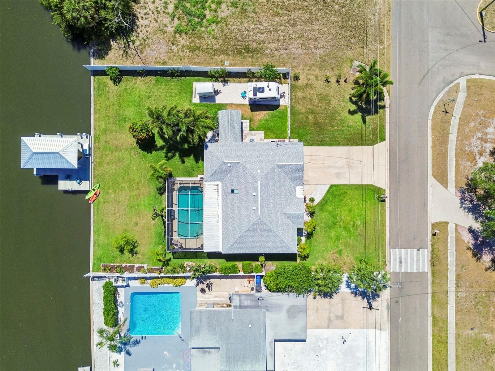 403 FLAMINGO DR, APOLLO BEACH, FL, 33572