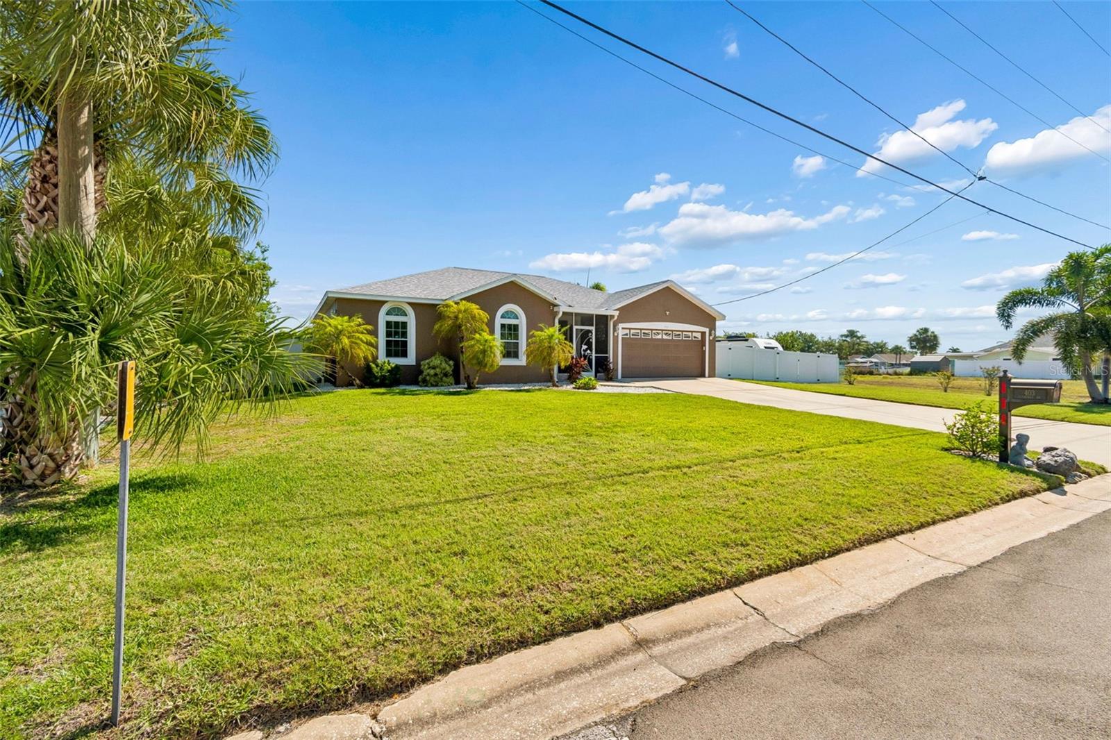 403 FLAMINGO DR, APOLLO BEACH, FL, 33572