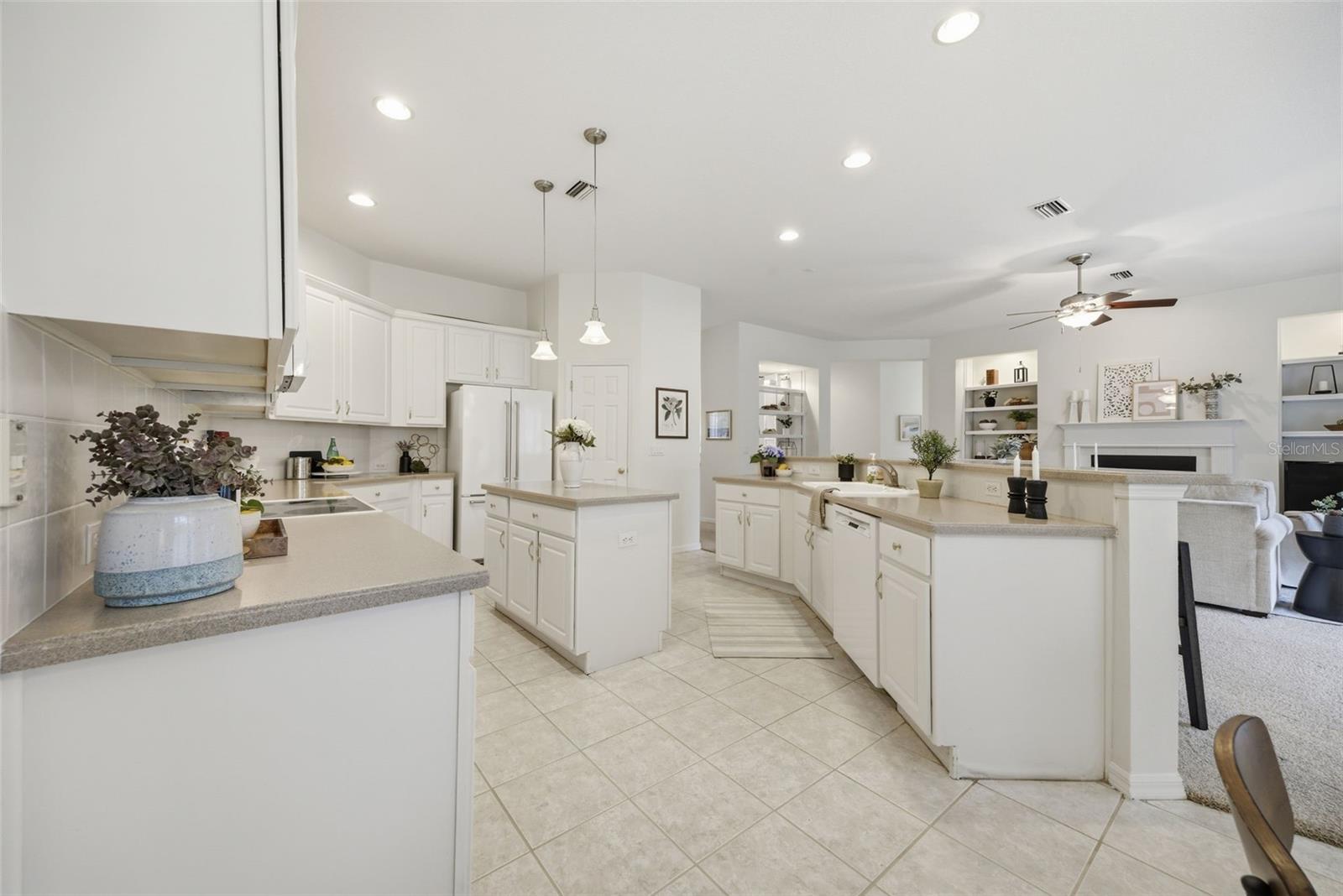 5406 SUNFLARE WAY, LUTZ, FL, 33558