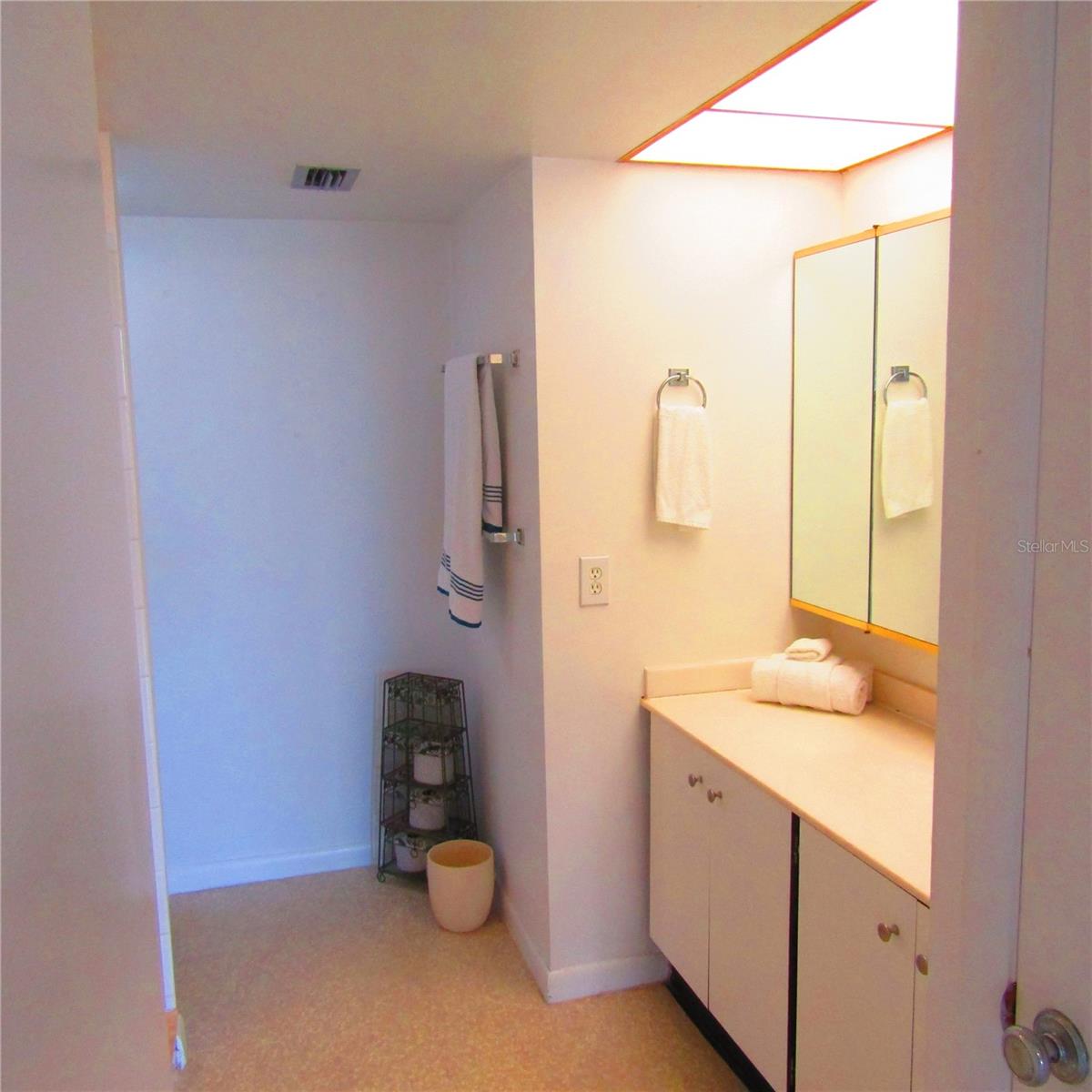 1430 GULF BLVD #404, CLEARWATER BEACH, FL, 33767