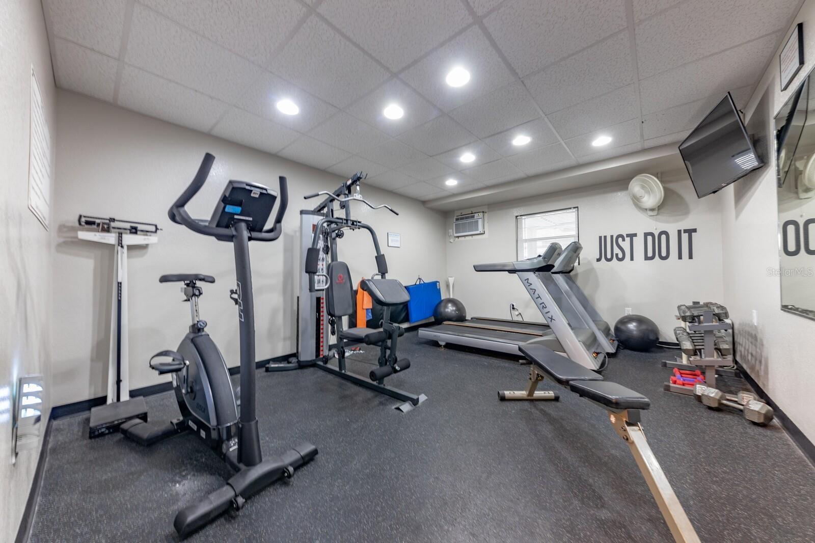 1430 GULF BLVD #404, CLEARWATER BEACH, FL, 33767