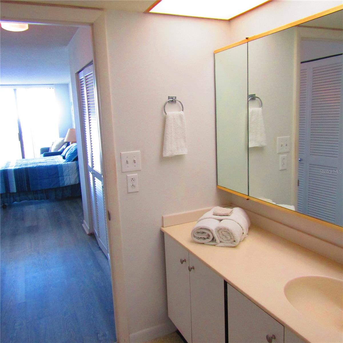 1430 GULF BLVD #404, CLEARWATER BEACH, FL, 33767