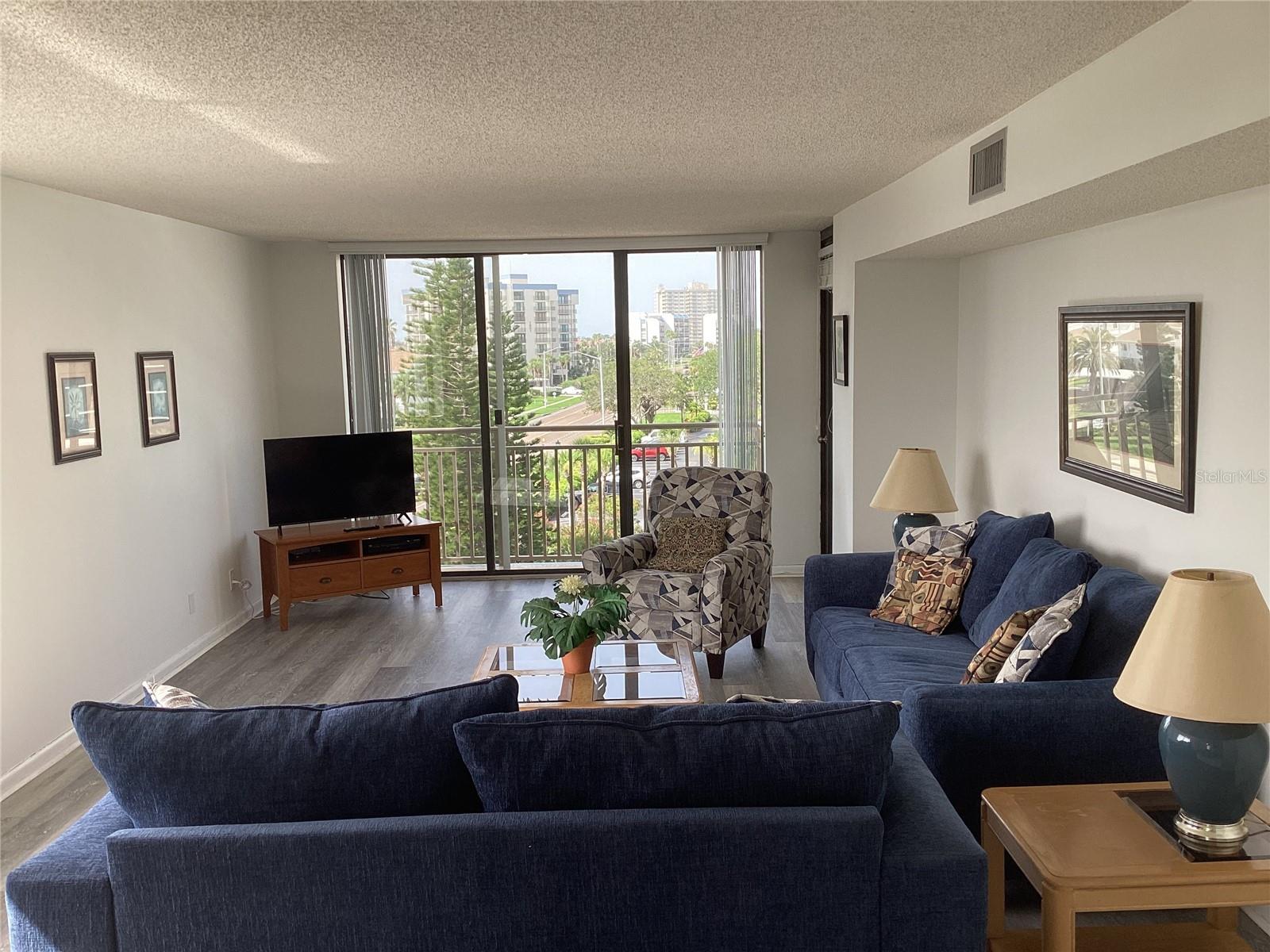 1430 GULF BLVD #404, CLEARWATER BEACH, FL, 33767