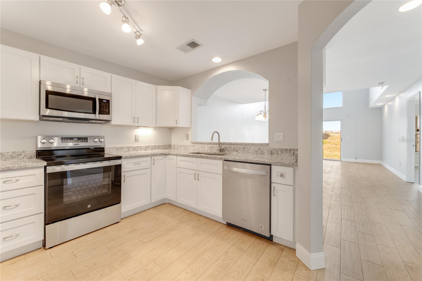 3070 OCEAN SHORE BLVD, ORMOND BEACH, FL, 32176