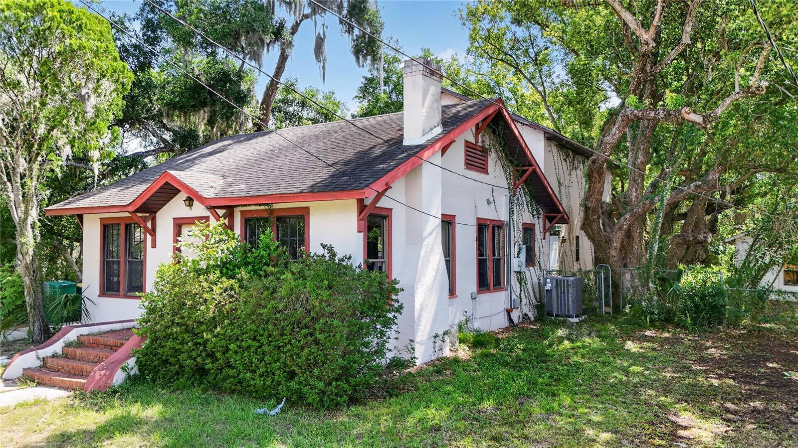 19 E MORNINGVIEW DR, EUSTIS, FL, 32726