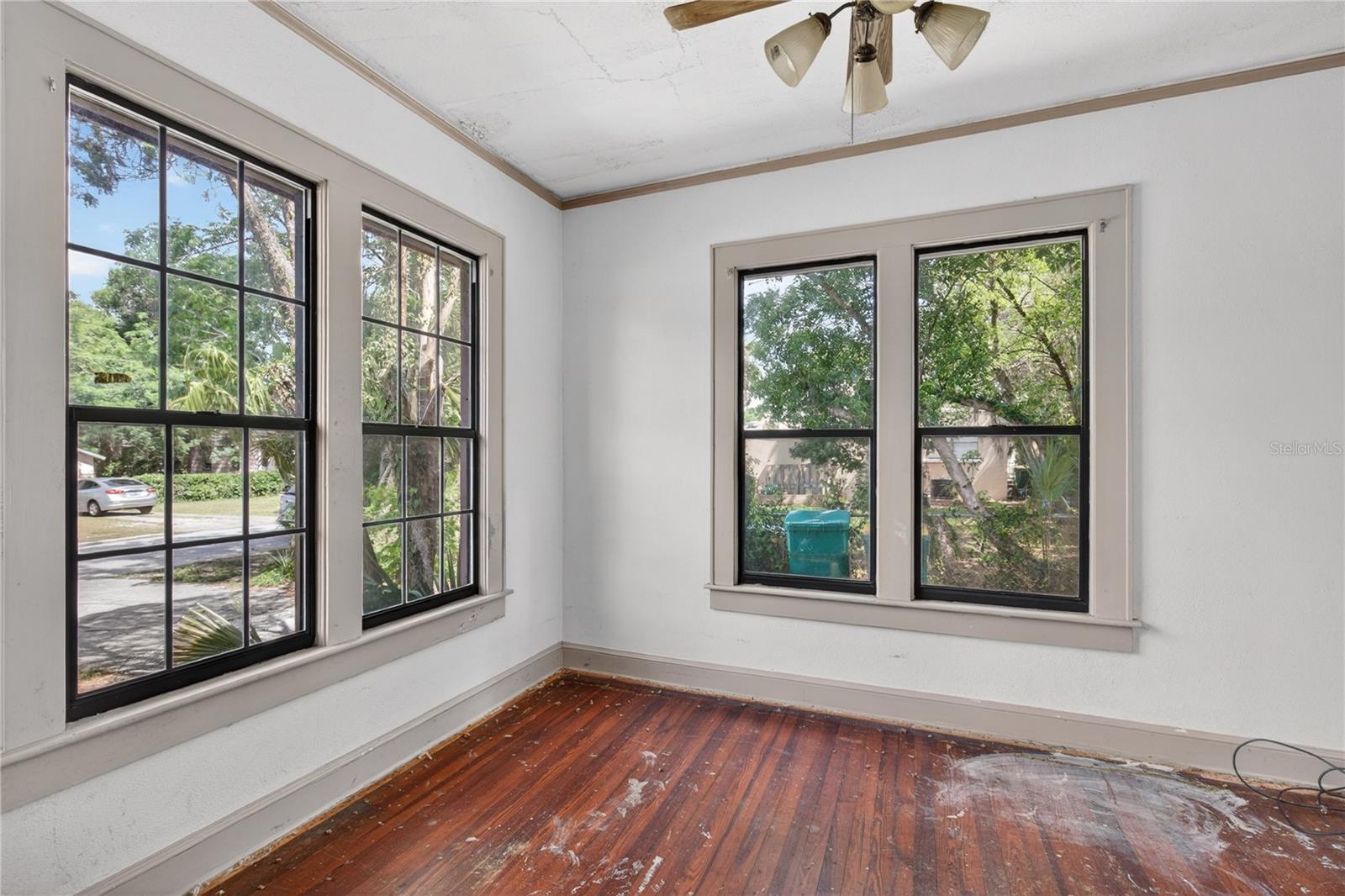 19 E MORNINGVIEW DR, EUSTIS, FL, 32726