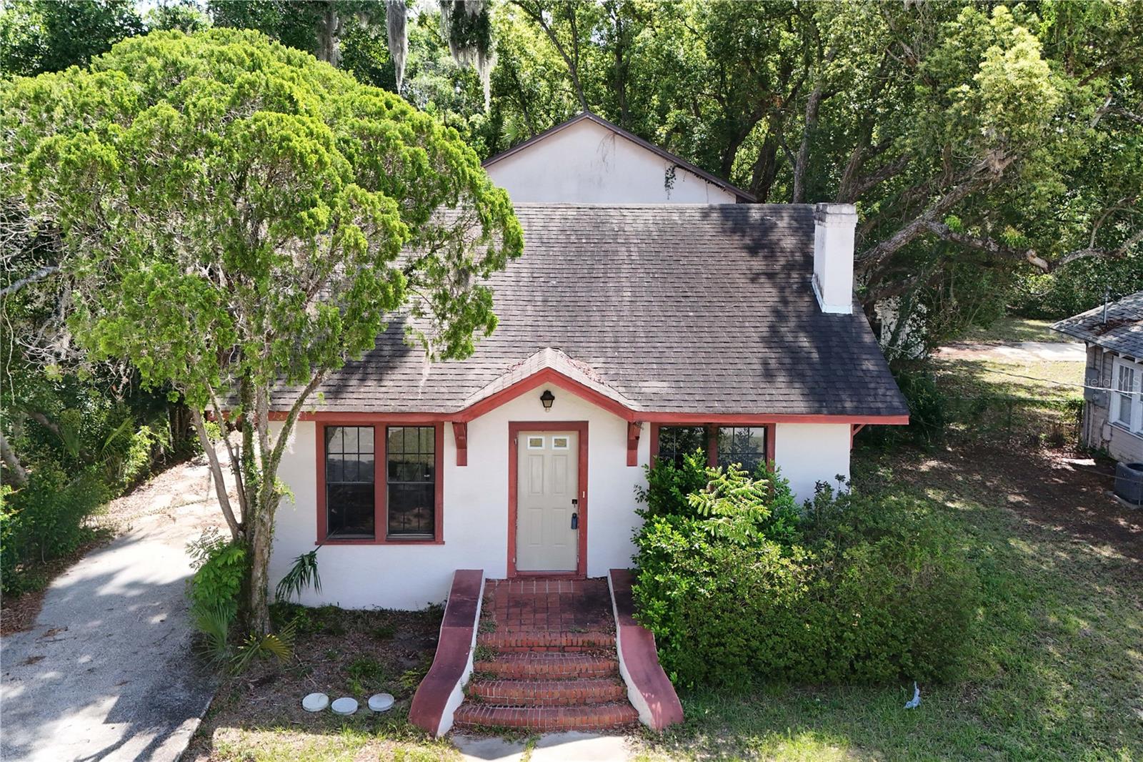 19 E MORNINGVIEW DR, EUSTIS, FL, 32726