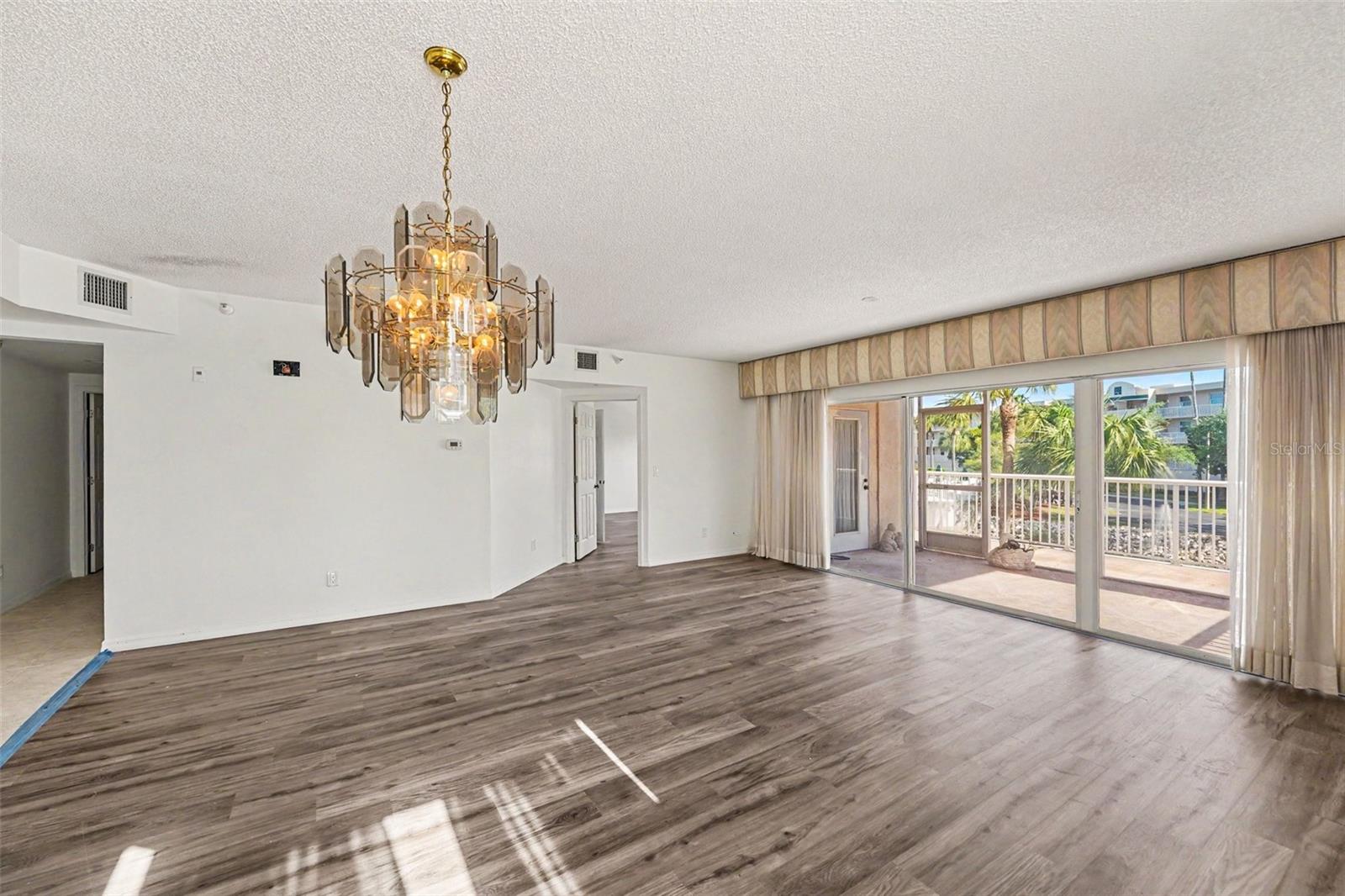 6205 SHORELINE DR #1106, ST PETERSBURG, FL, 33708