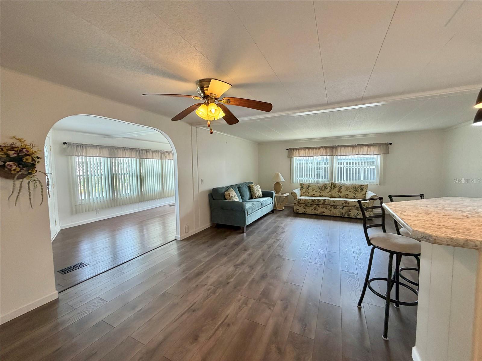 115 BOUGAINVILLEA DR, LEESBURG, FL, 34748