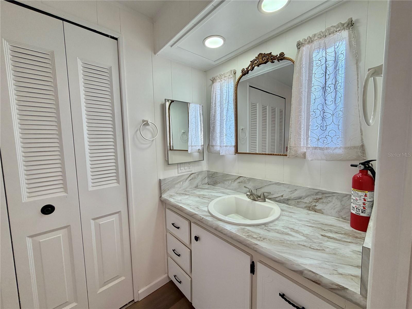 115 BOUGAINVILLEA DR, LEESBURG, FL, 34748