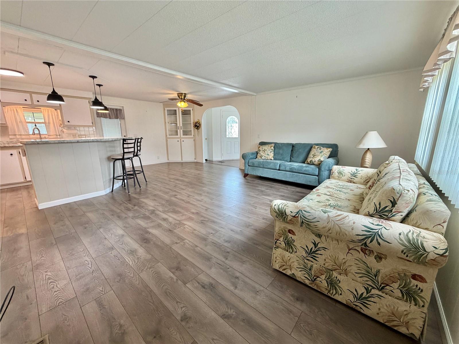 115 BOUGAINVILLEA DR, LEESBURG, FL, 34748