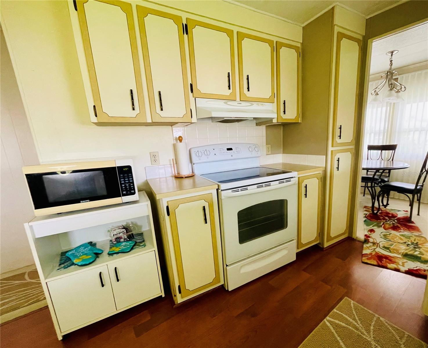 95 RED OAK DR, PALM HARBOR, FL, 34684