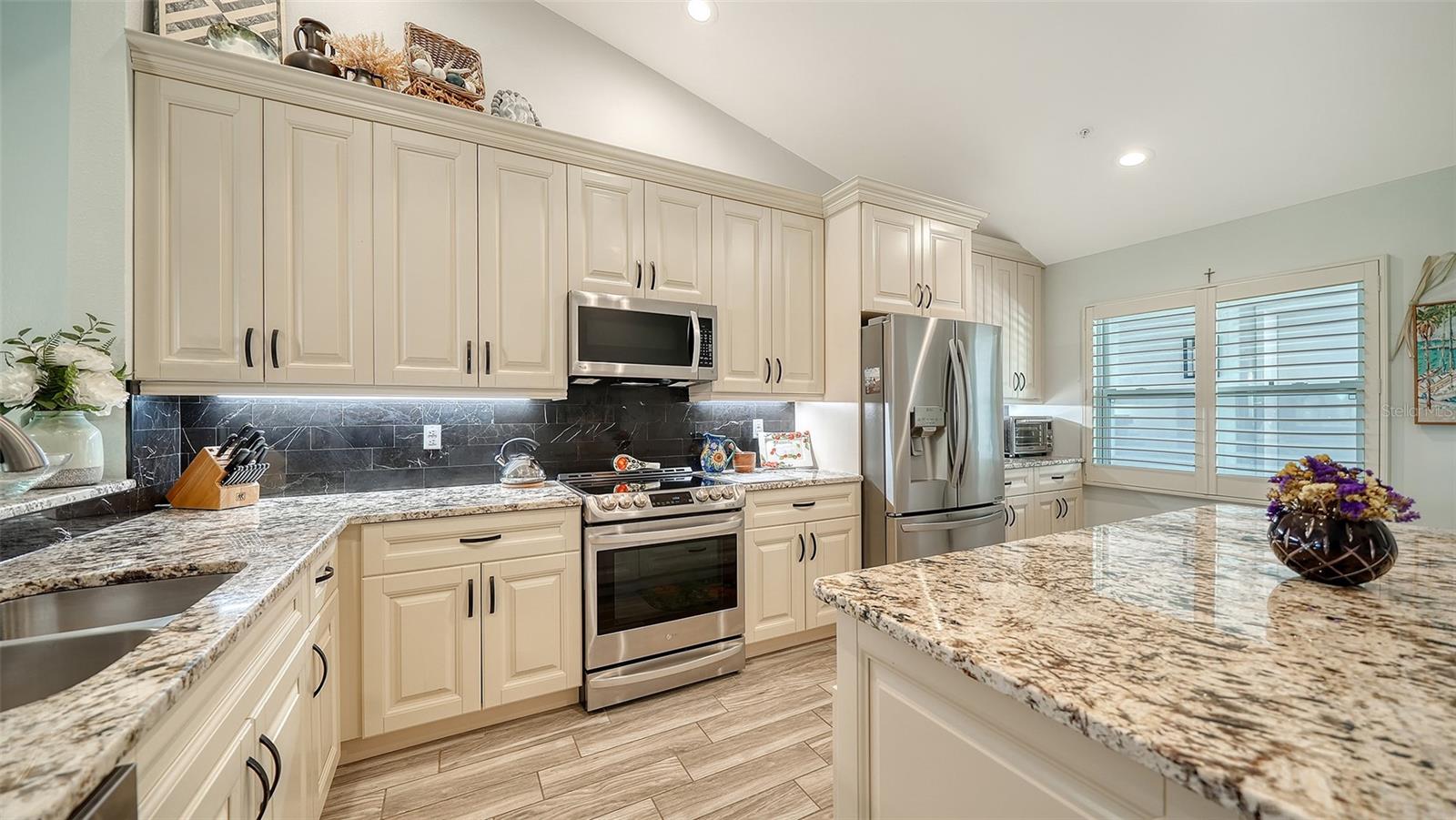 8750 OLDE HICKORY AVE #9305, SARASOTA, FL, 34238
