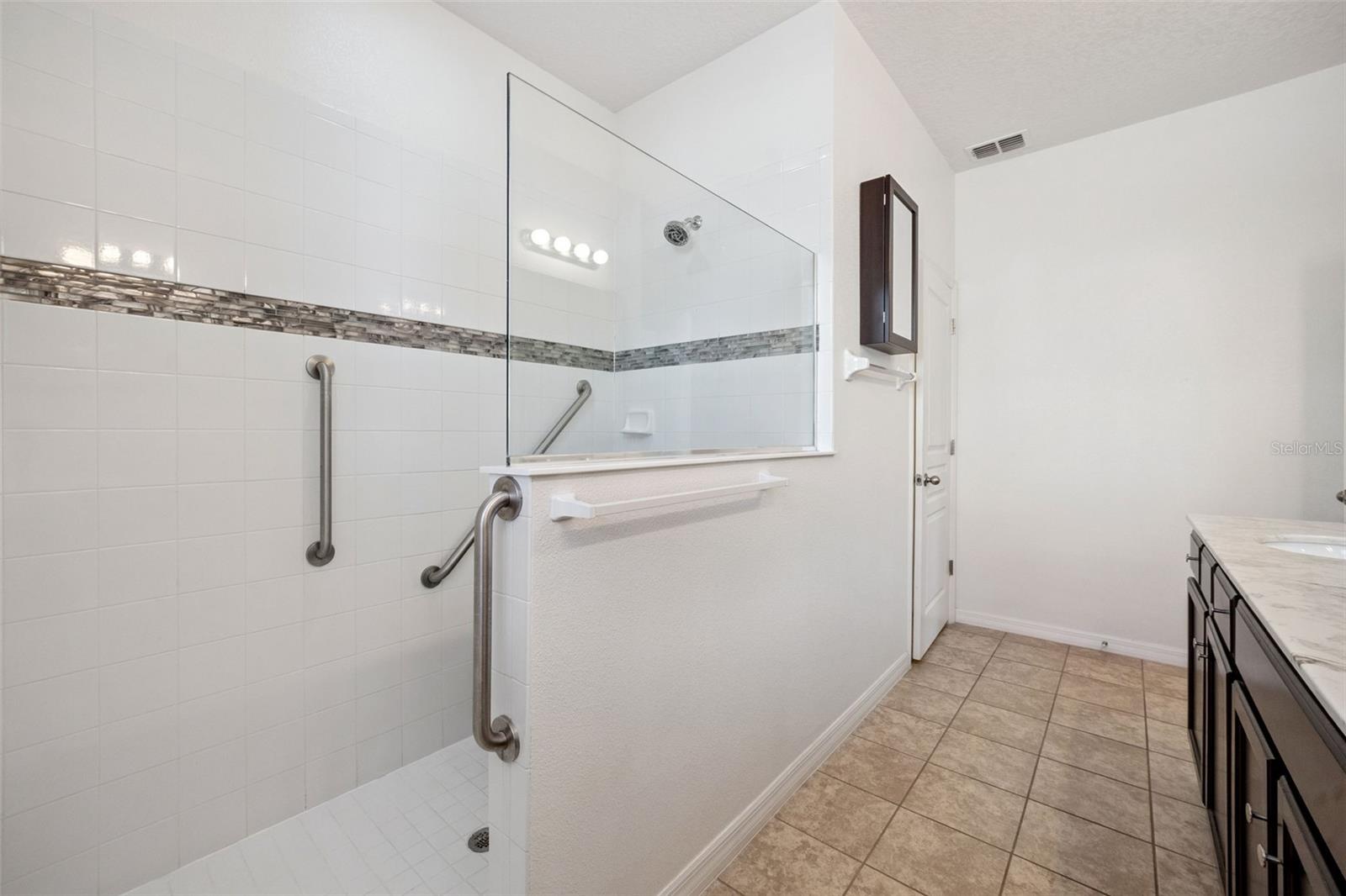 9131 CHANDLER DR, GROVELAND, FL, 34736