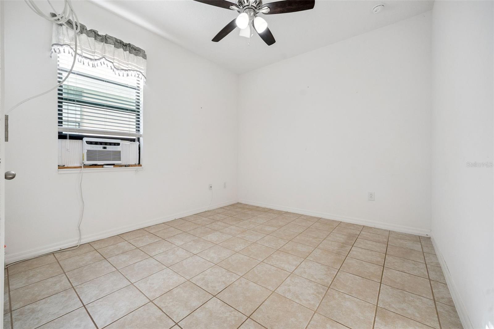 9131 CHANDLER DR, GROVELAND, FL, 34736