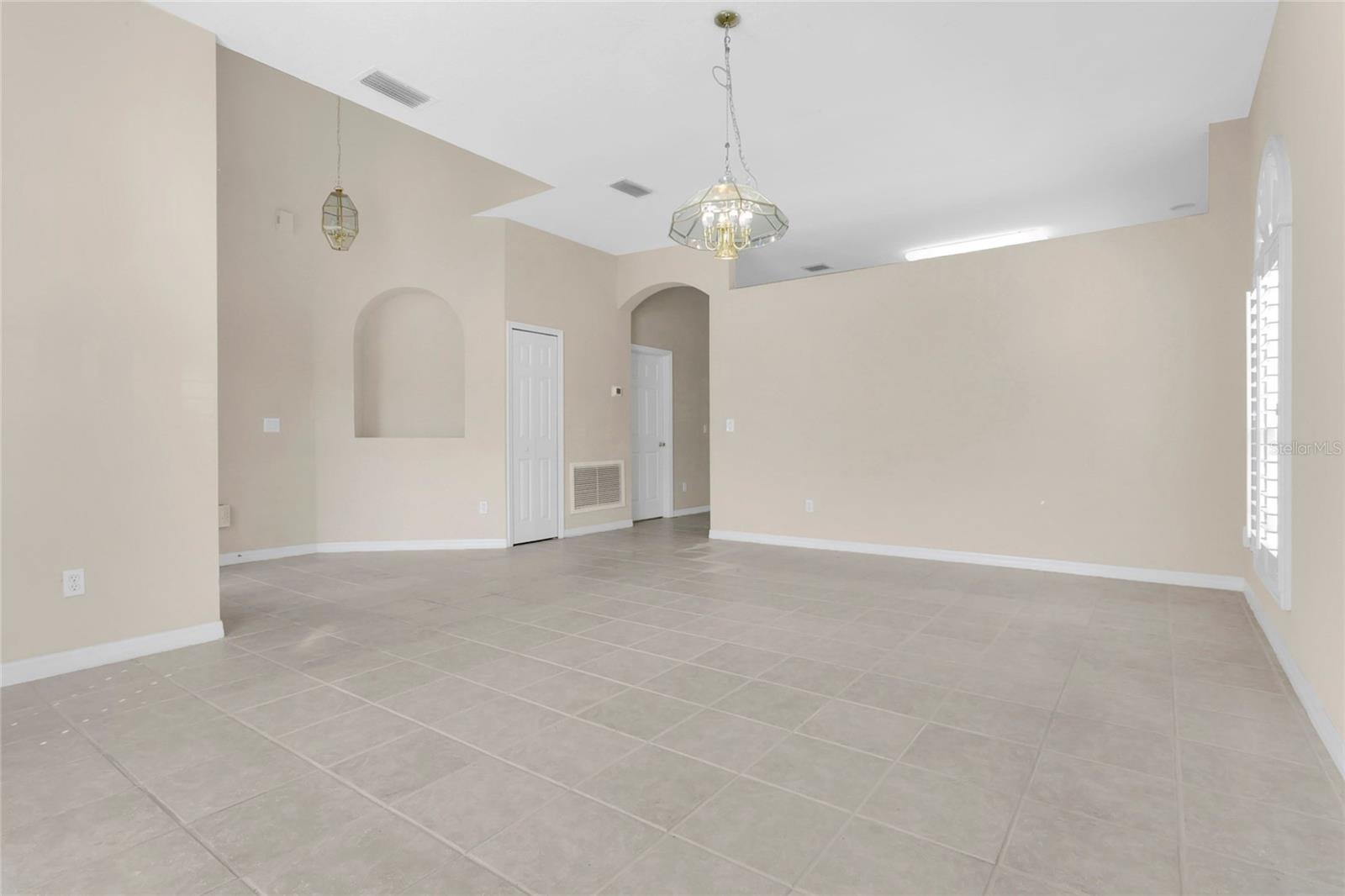 3318 FOXCROFT CIR, OVIEDO, FL, 32765